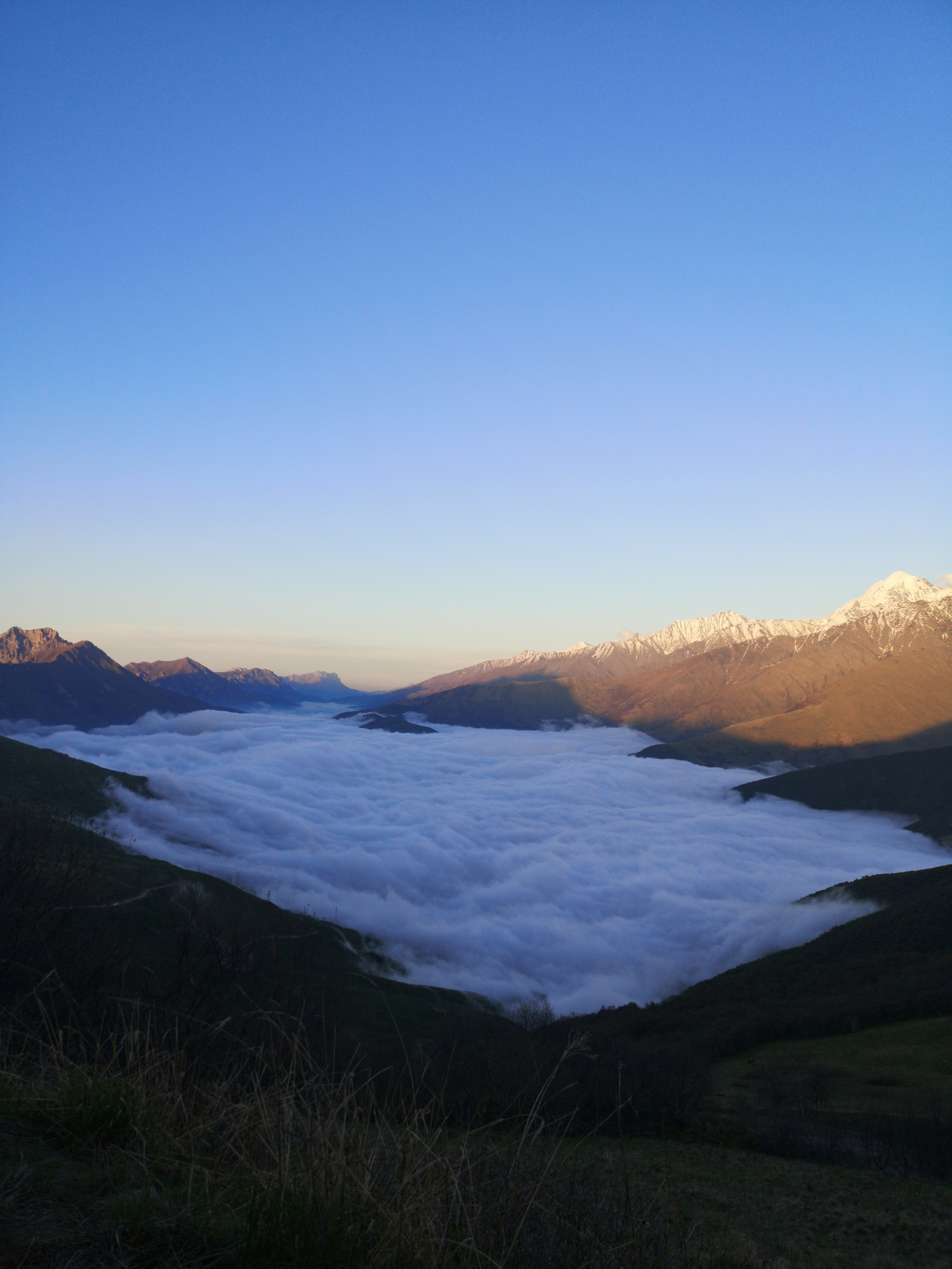 Above the Clouds 2 - My, The nature of Russia, North Ossetia Alania, Ossetia, The mountains, Mobile photography, Huawei p20 PRO, Video, Longpost