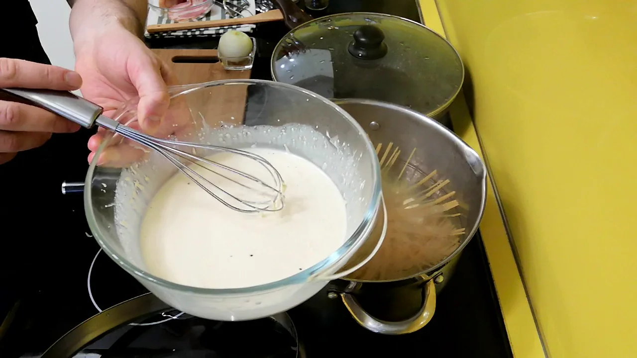 Pasta Carbonara/Tasty and Simple - My, Food, Recipe, Video recipe, Cooking, Kitchen, Preparation, Yummy, Video, Longpost