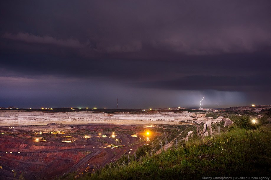 Big explosion in a big quarry - Career, Explosion, Stary Oskol, Longpost, Video