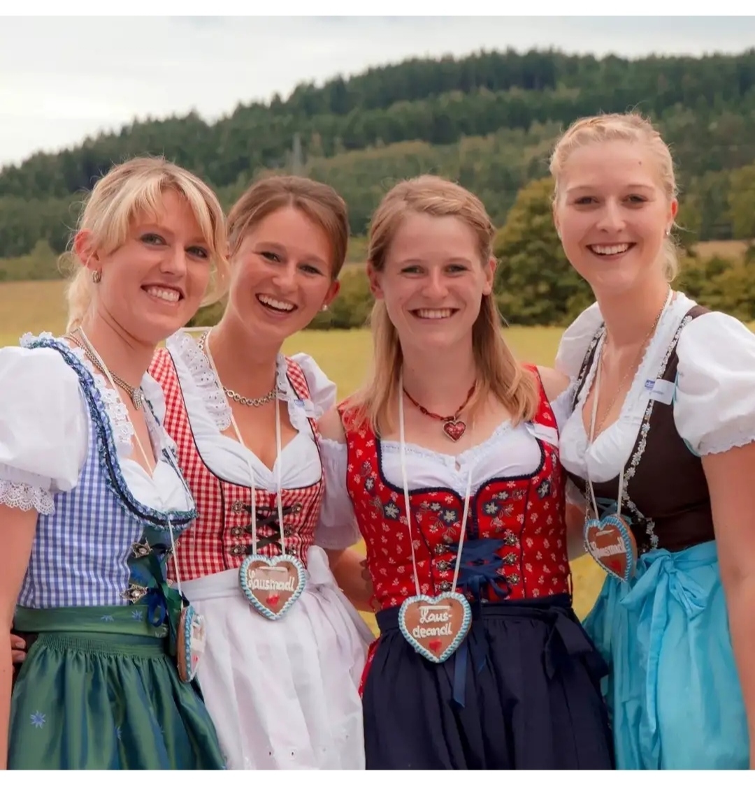 Типичные Немецкие Женщины Фото