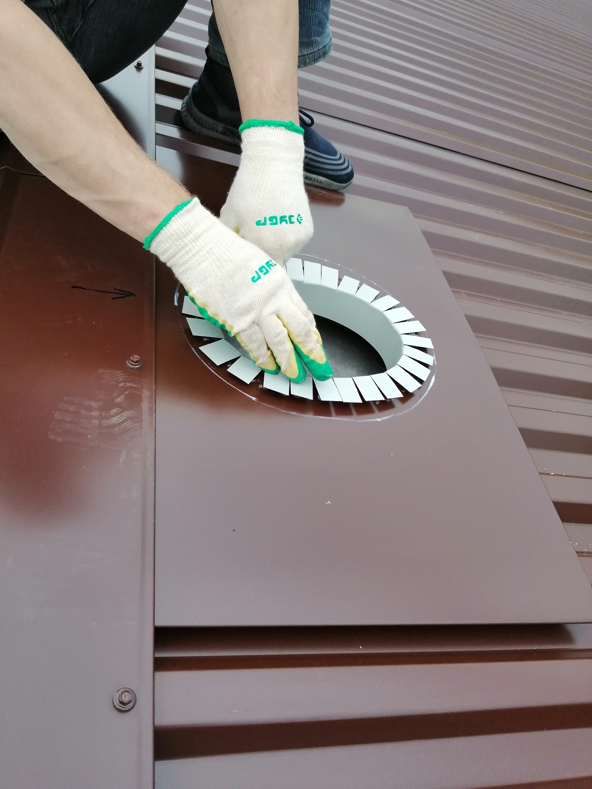 Installation of a ventilation hood with penetration on a corrugated sheet - My, Ventilation, Building, Cap, Roof, Instructions, Longpost