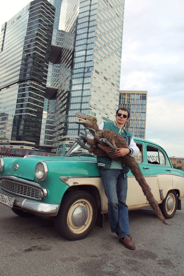 Gasoline - 15 liters, parking - 40 rubles, photo shoot with droshka - priceless - My, Dinosaurs, The photo, Dromaeosaurs, Longpost