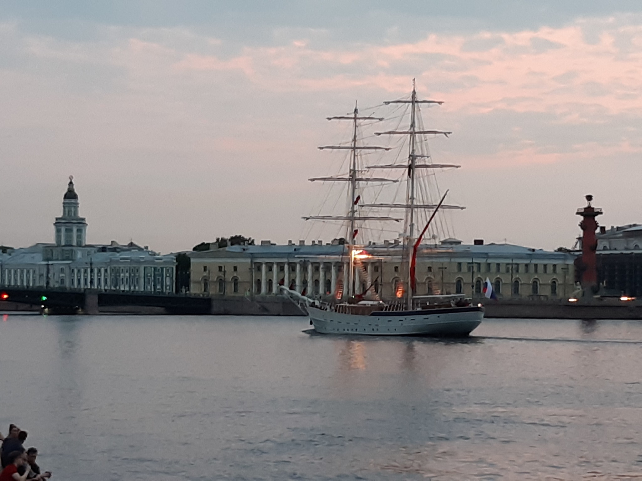 Секрет  проплыл мимо... - Моё, Алые паруса, Белые ночи, Санкт-Петербург