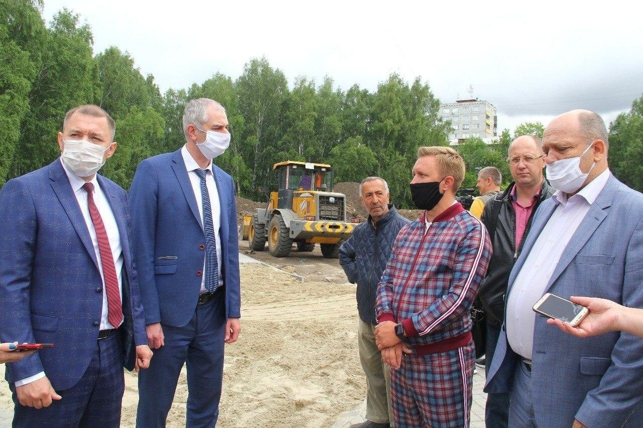 Photo of the day: when I went to the casting of Guy Ritchie’s “The Gentlemen”, but ended up at a meeting of Omsk officials - Gentlemen, Omsk, Officials