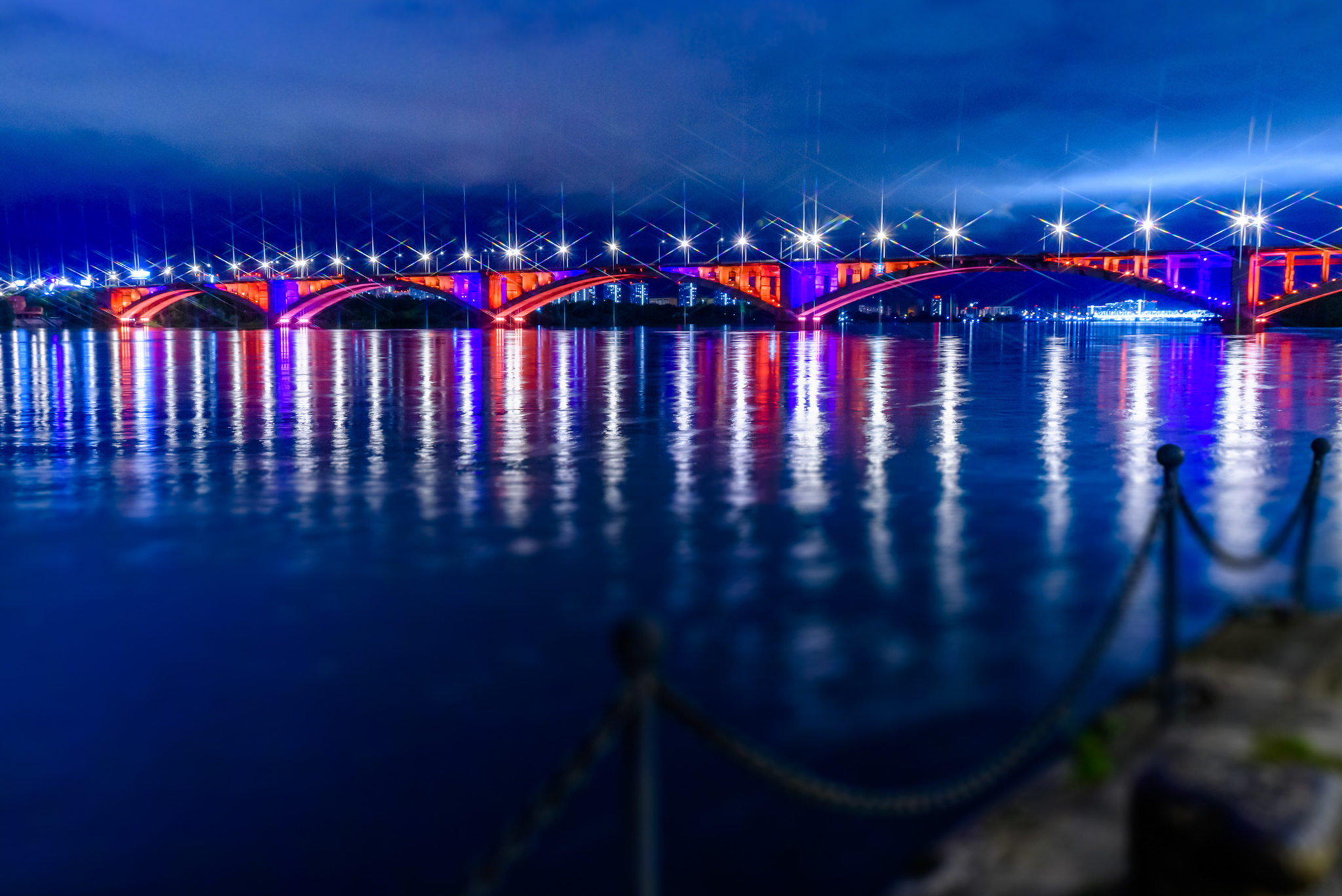 Communal bridge in Krasnoyarsk at night - My, Yenisei, Town, Krasnoyarsk, Night, Bridge, The photo