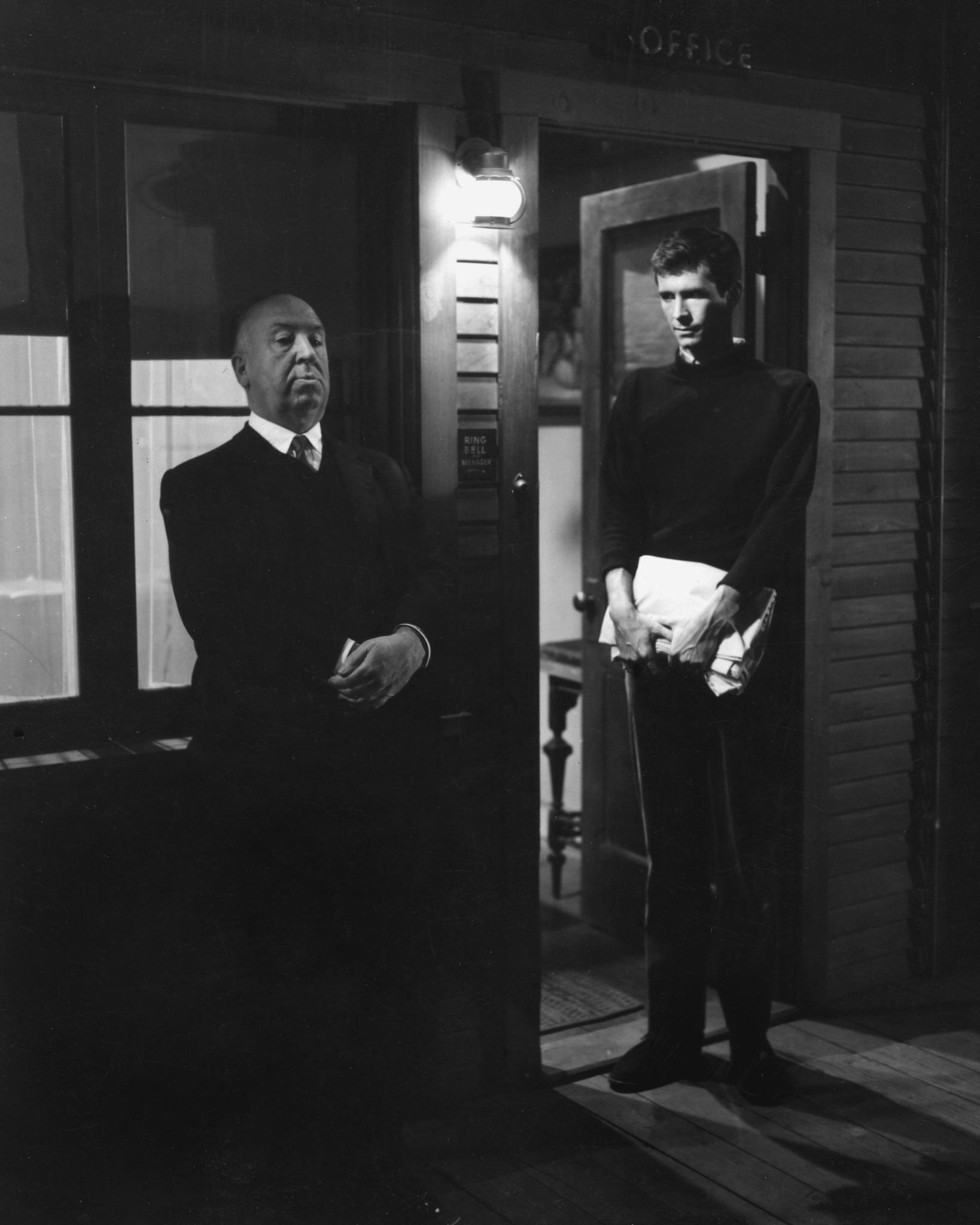 The Hitch method: the film “Psycho” is 60 years old - how it changed cinema - Alfred Hitchcock, Alfred Hitchcock's Psycho, Thriller, Movies, Esquire, Longpost