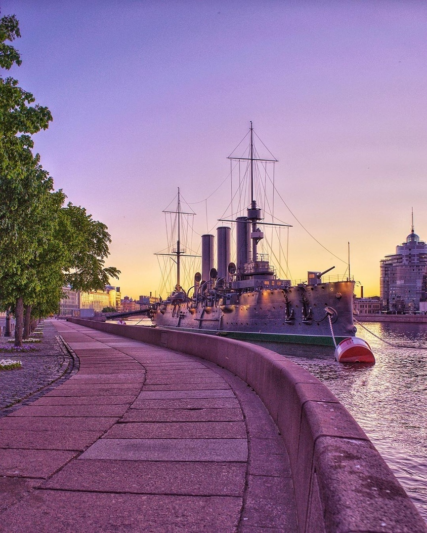 Aurora - Cruiser Aurora, Saint Petersburg, The photo, Embankment, Sunset