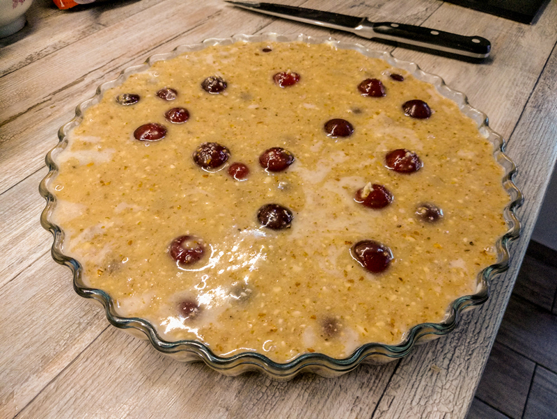 Вишневый пирог с орехами (clafoutis, но это не точно) - Моё, Кулинария, Рецепт, Пирог, Вишня, Выпечка, Миндаль, Пекан, Клафути с вишней, Длиннопост