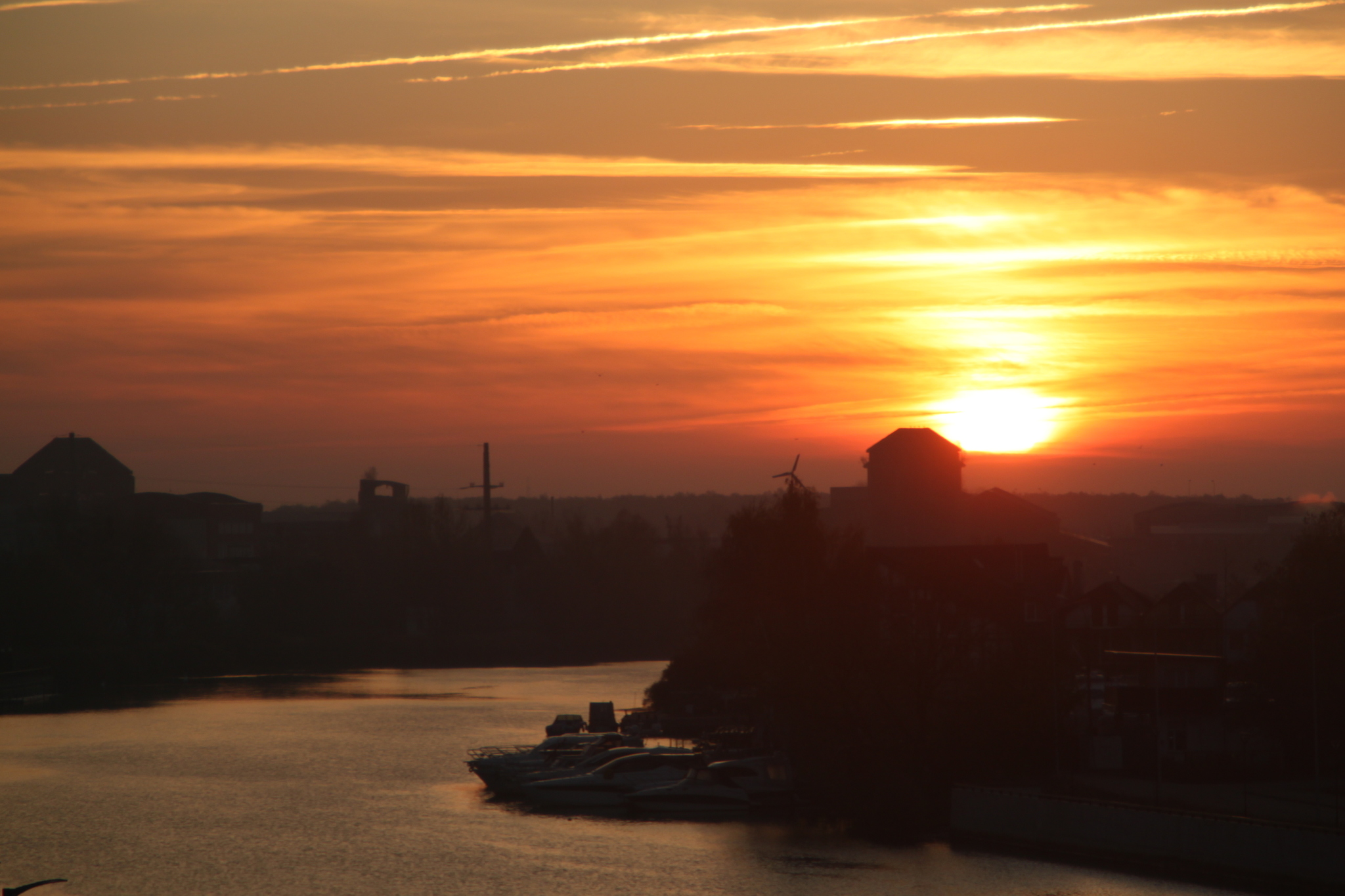 Not only the red dawn - My, Kaliningrad, The photo, dawn, Sky, The sun, Longpost