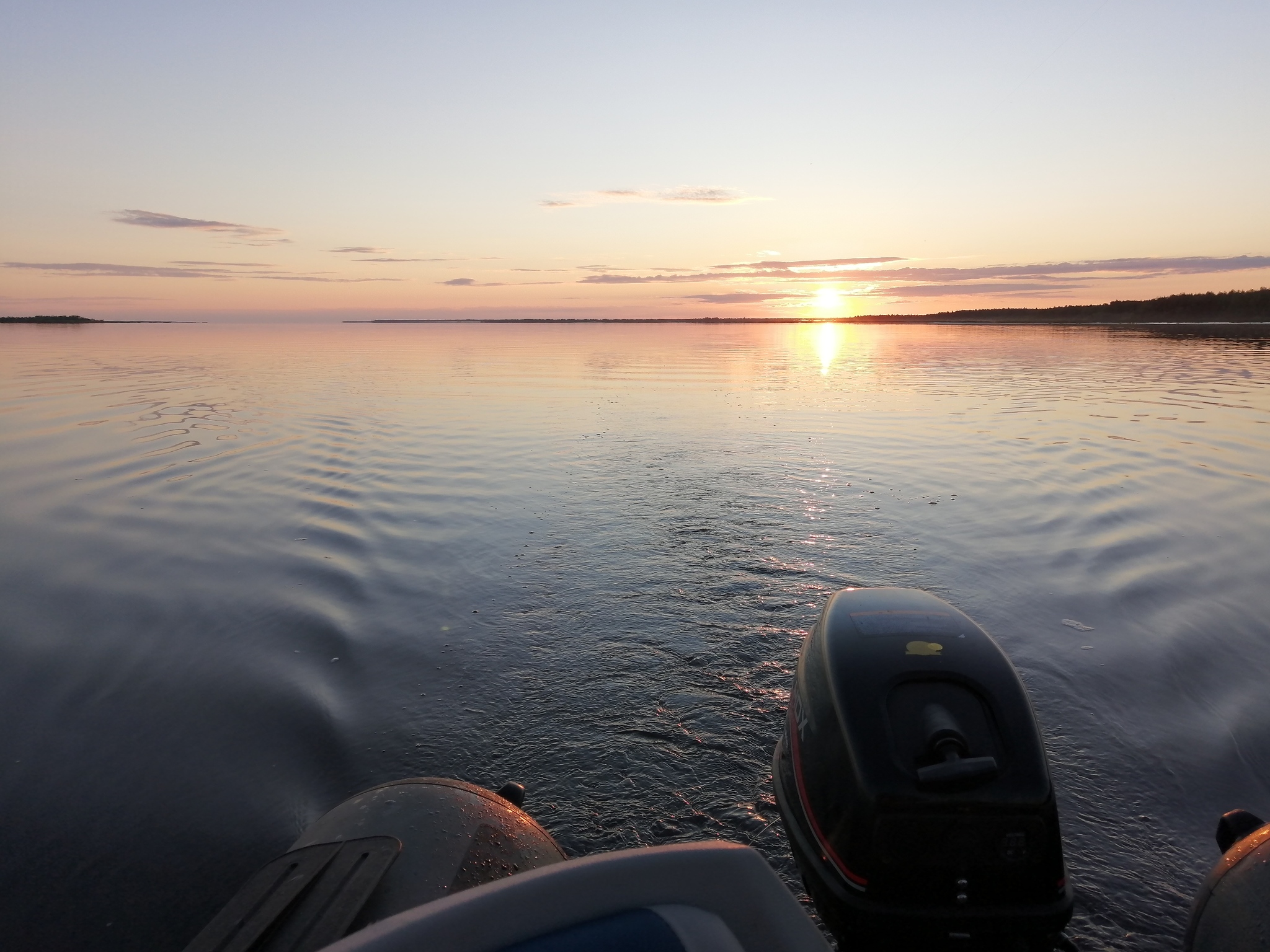 Since everyone is bragging about the moons over the sea, here are photos from the trip on July 1st. Moon over the white sea - My, White Sea, moon, Sunset, White Nights, Longpost