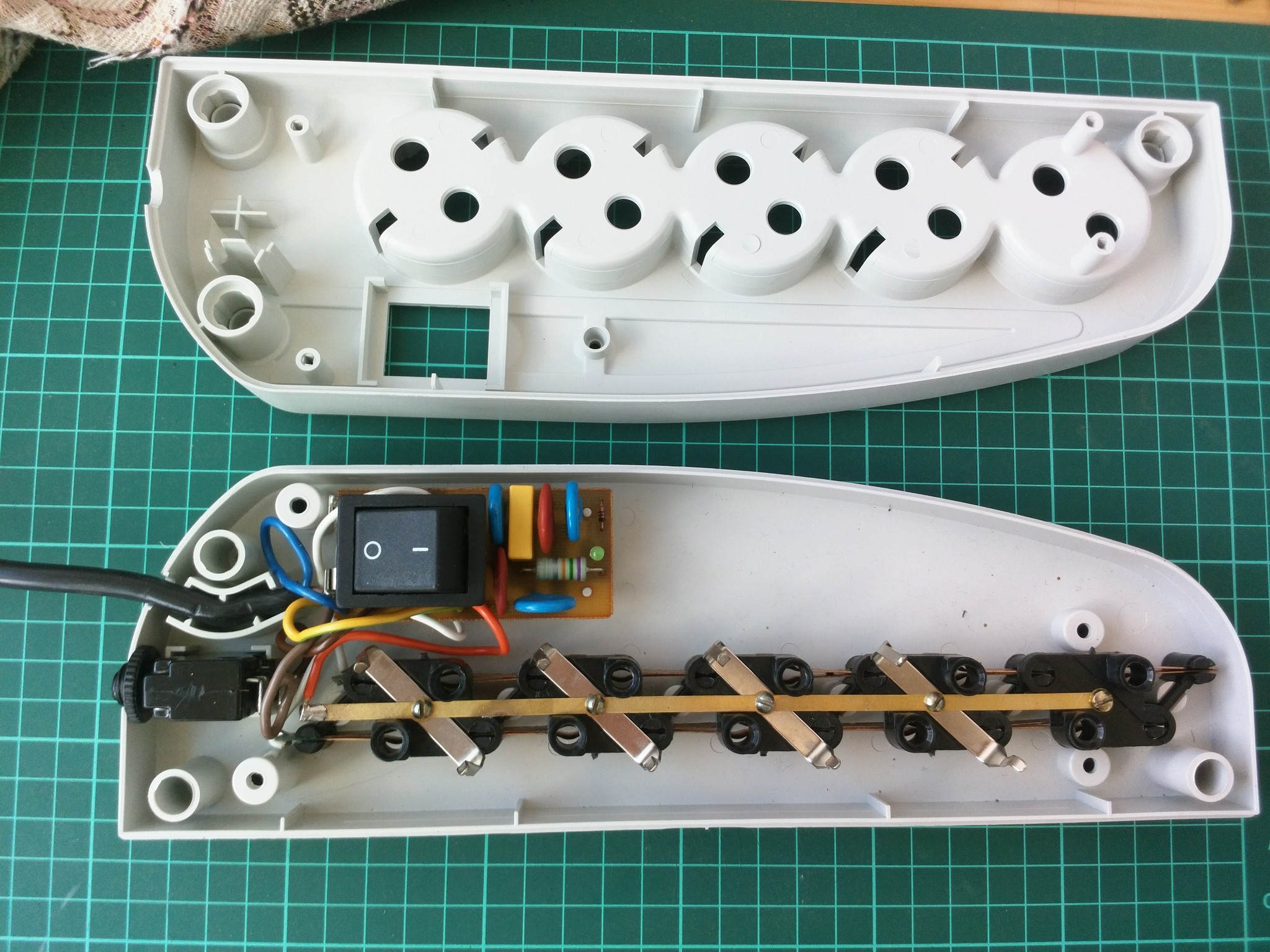 Smart socket with fuse and grounding (NodeMCU/ESP8266 + Blynk). Part 1 - My, Arduino, Nodemcu, Blynk, Esp8266, Power socket, Relay, Longpost