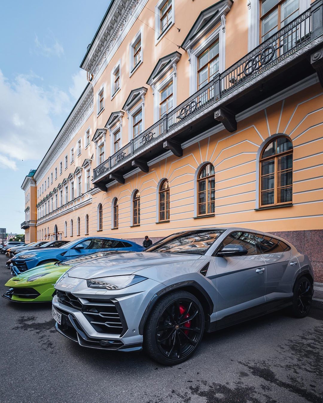 And you say there is a crisis in the country... - Saint Petersburg, Auto, A crisis, Longpost