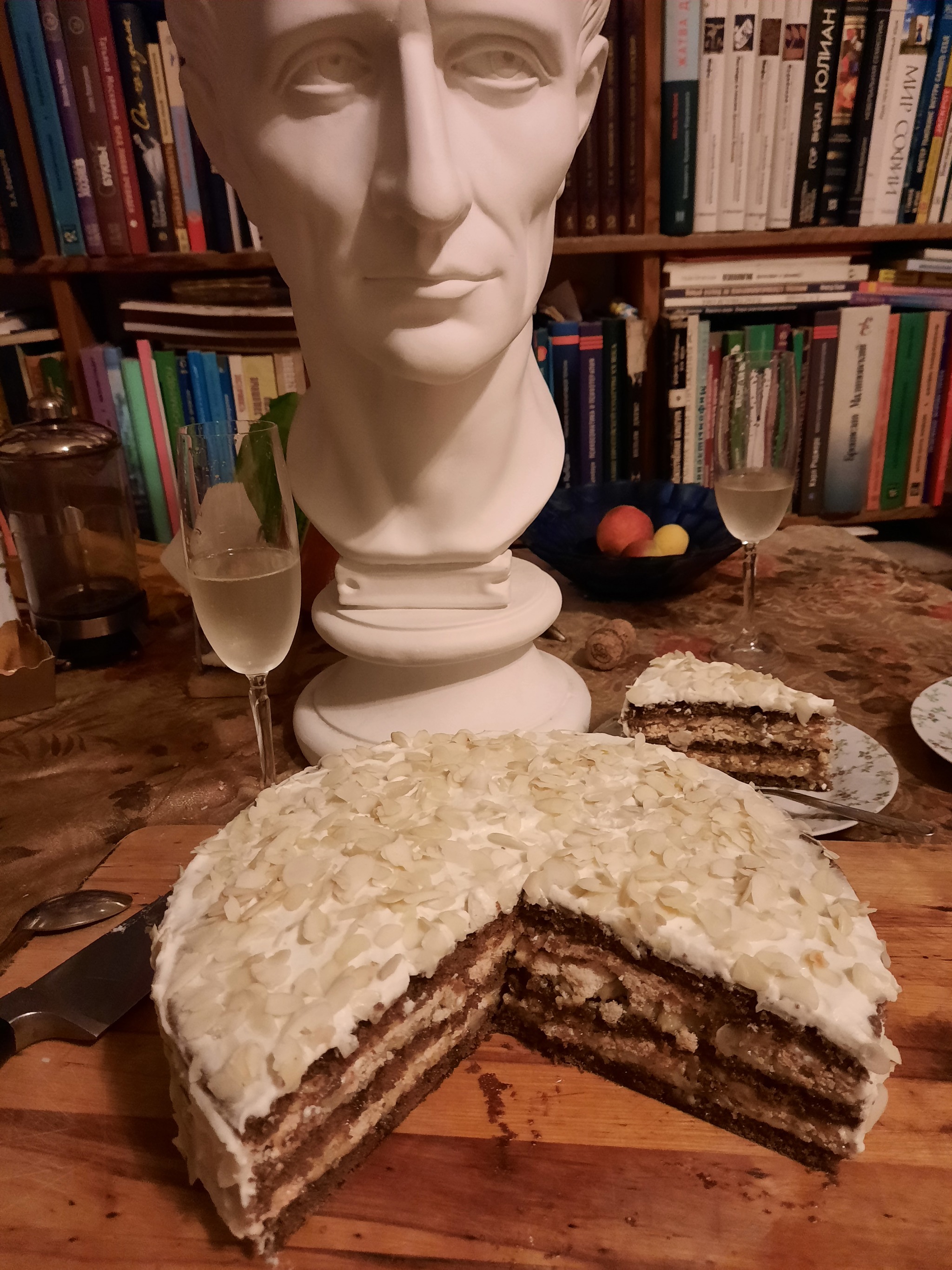 Hail Caesar - Cake, date, Longpost