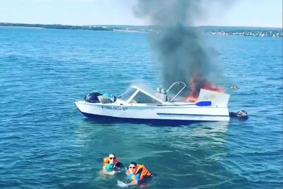 Based on the post Karma or luck? - My, Boat, Fire, Karma, Fire, The rescue, Rescue of a drowning man, River