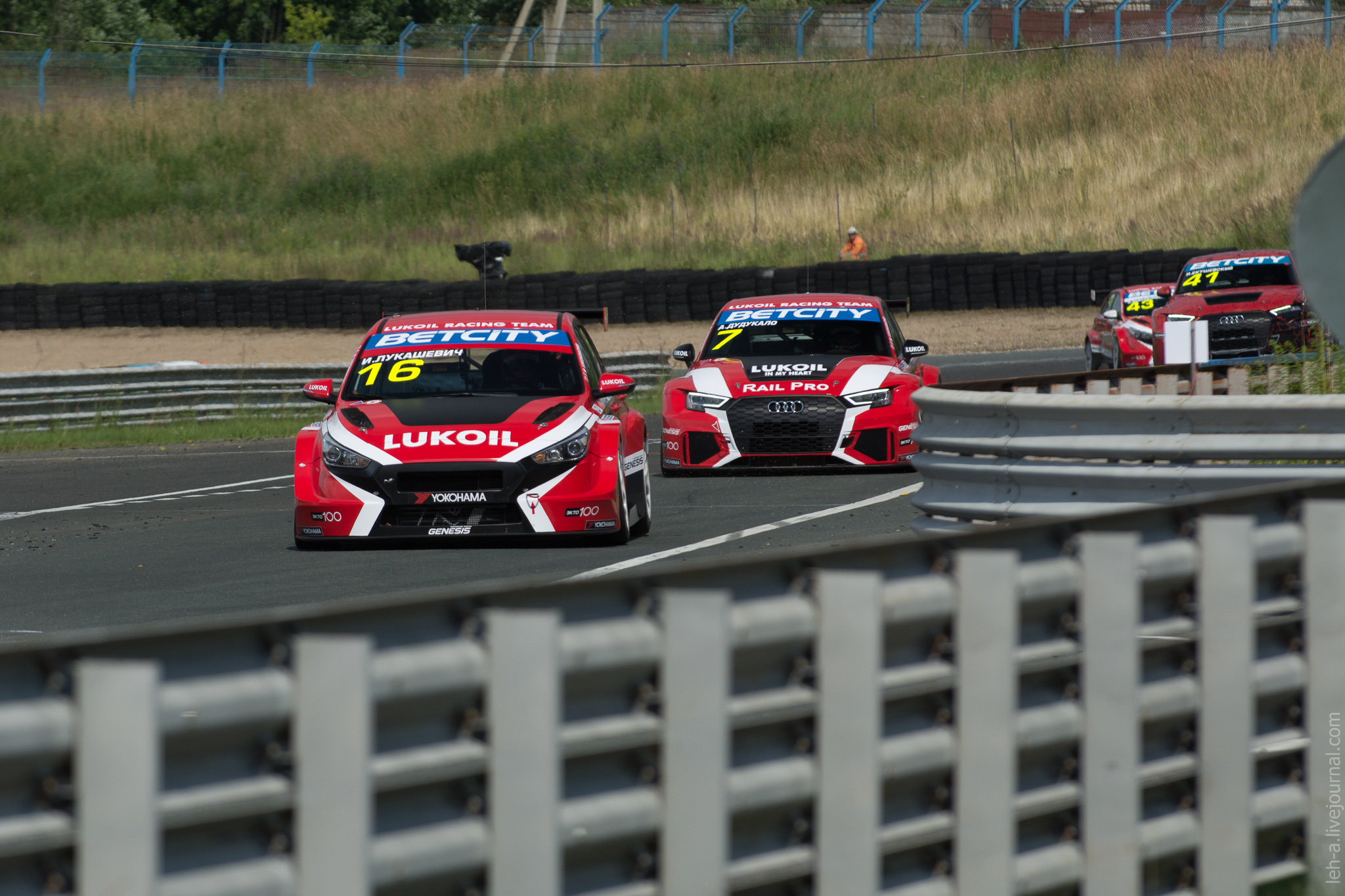 Russian race. Lukoil Racing РСКГ 2022. Lukoil РСКГ. Vesta Lukoil Racing Team. Лада рейсинг тим РСКГ.