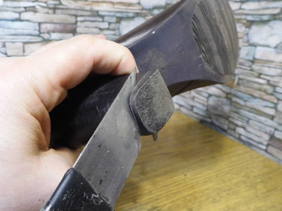 How to recognize the heel grid before installing the heel? - My, Shoe repair, Heels, Mat, Longpost