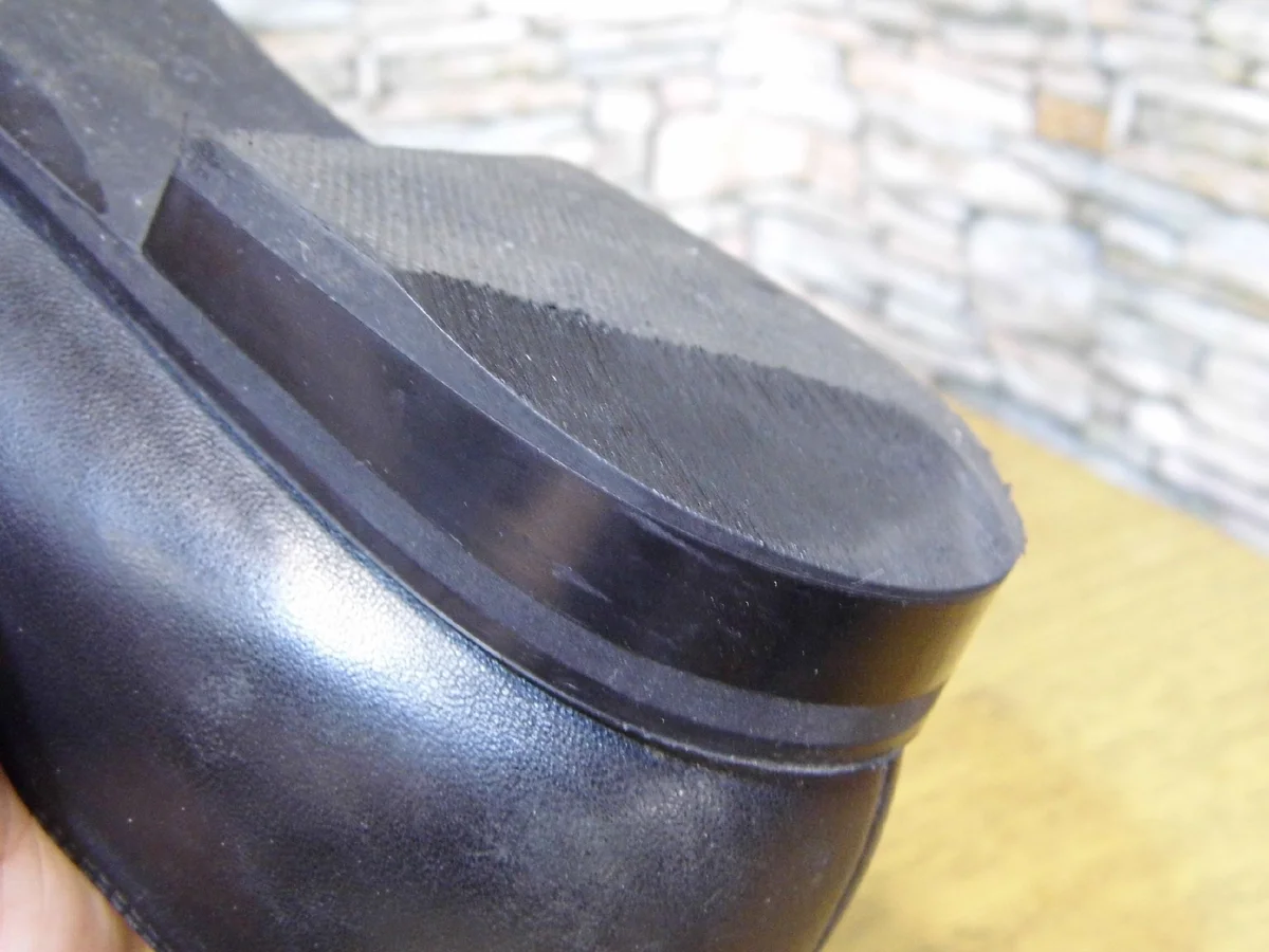 How to recognize the heel grid before installing the heel? - My, Shoe repair, Heels, Mat, Longpost