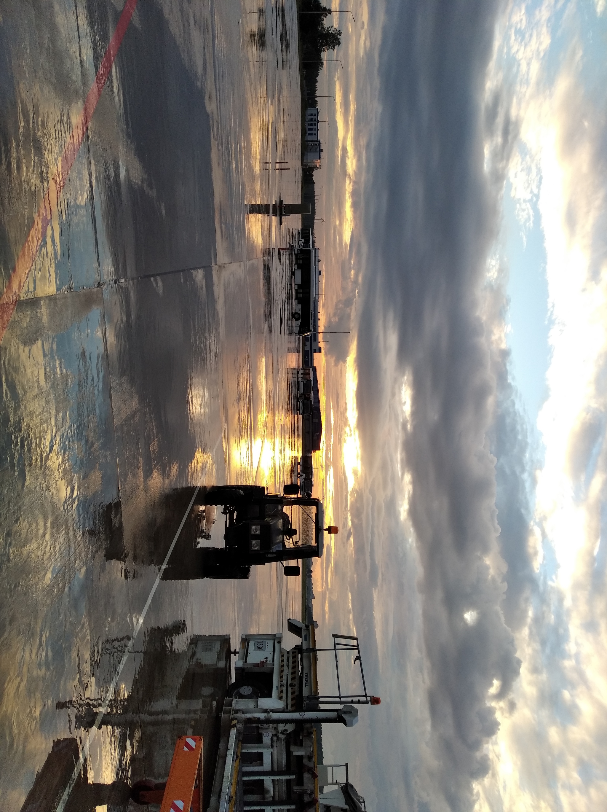 Clouds.Airport - My, Aviation, Clouds, Longpost