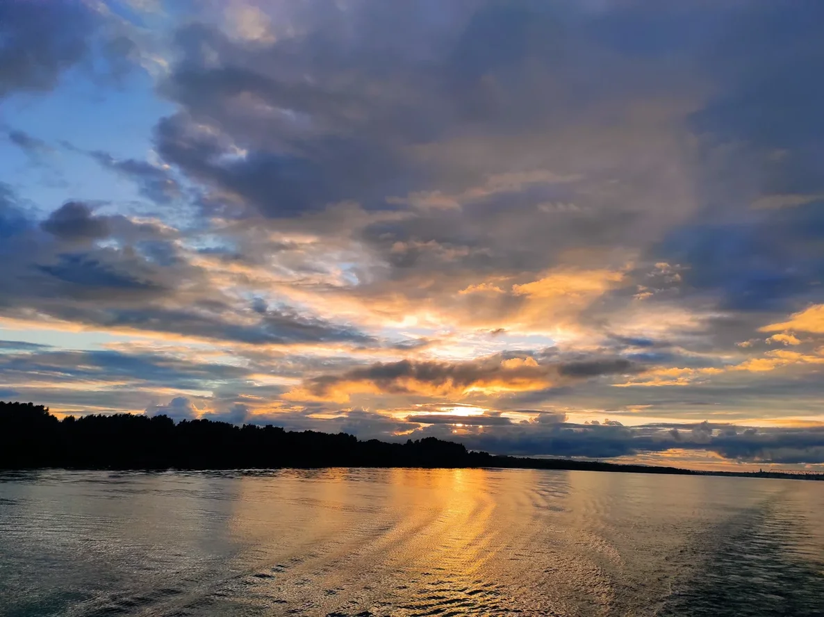 Music plays on the boat - My, Travel across Russia, Motor ship, Nizhny Novgorod, Kazan, Cheboksary, The photo, Nature, Longpost