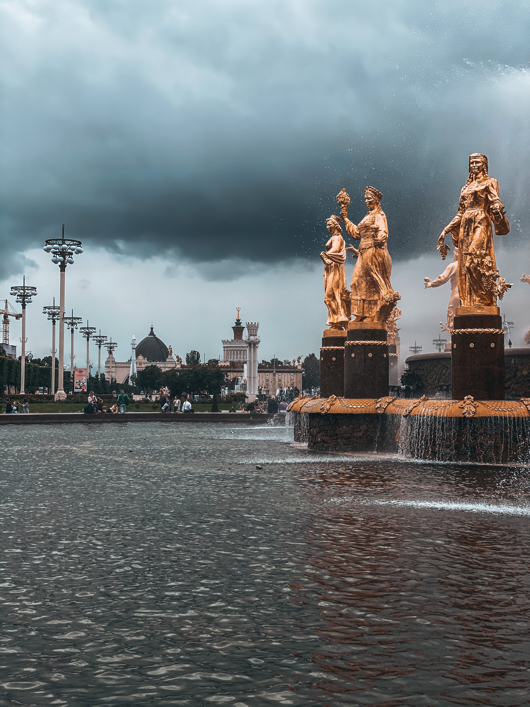 Moscow is stormy - My, Moscow, VDNKh, Thunderstorm, Weather, The photo, Longpost