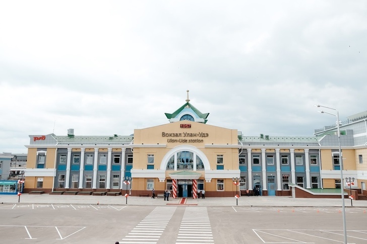 A large-scale reconstruction of the railway station has been completed in Ulan-Ude - Ulan-Ude, Buryatia, Russian Railways, Railway station, Railway, Russia, Longpost