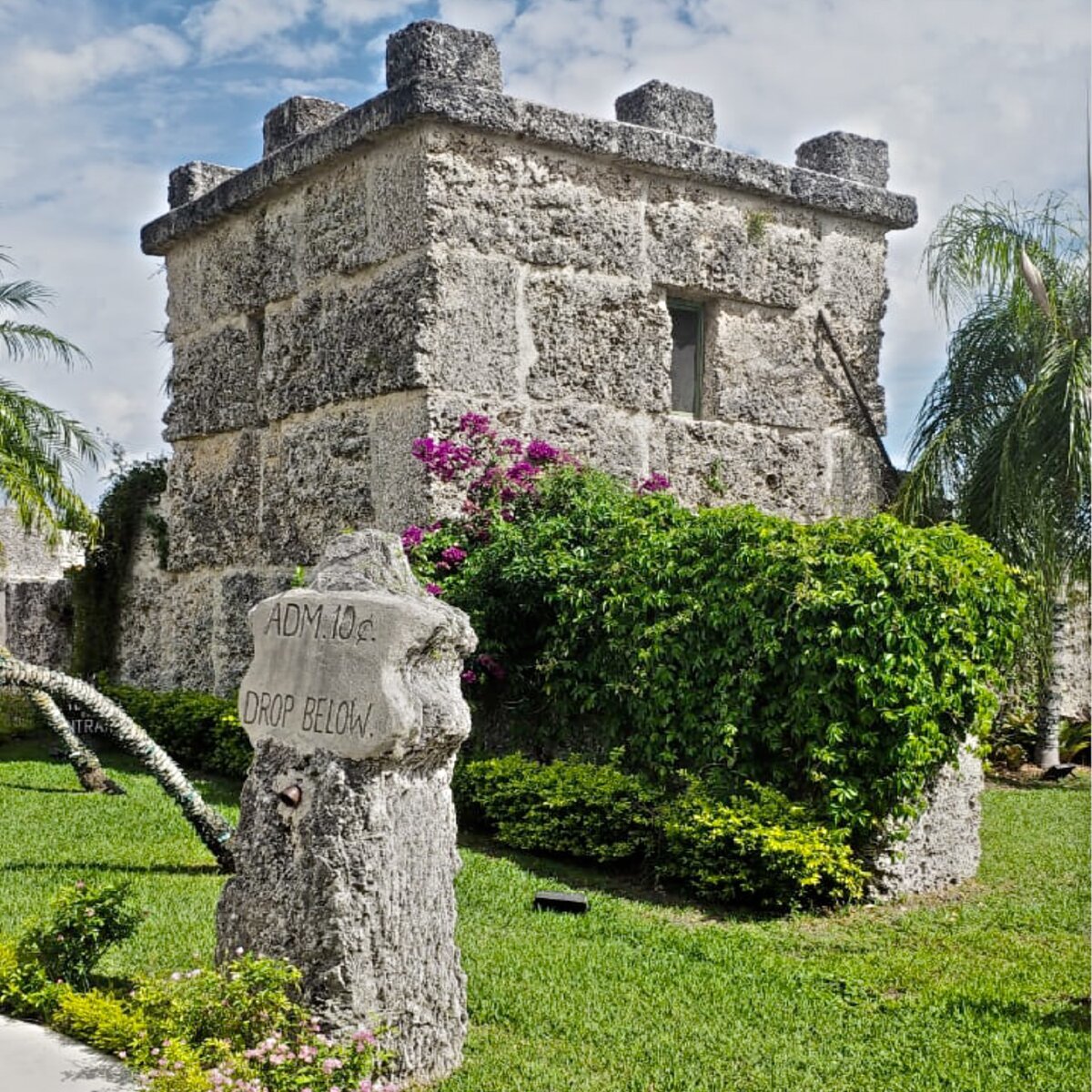 Alone in the field is not a warrior, but a traveler - Coral Castle, Craftsmanship, Longpost