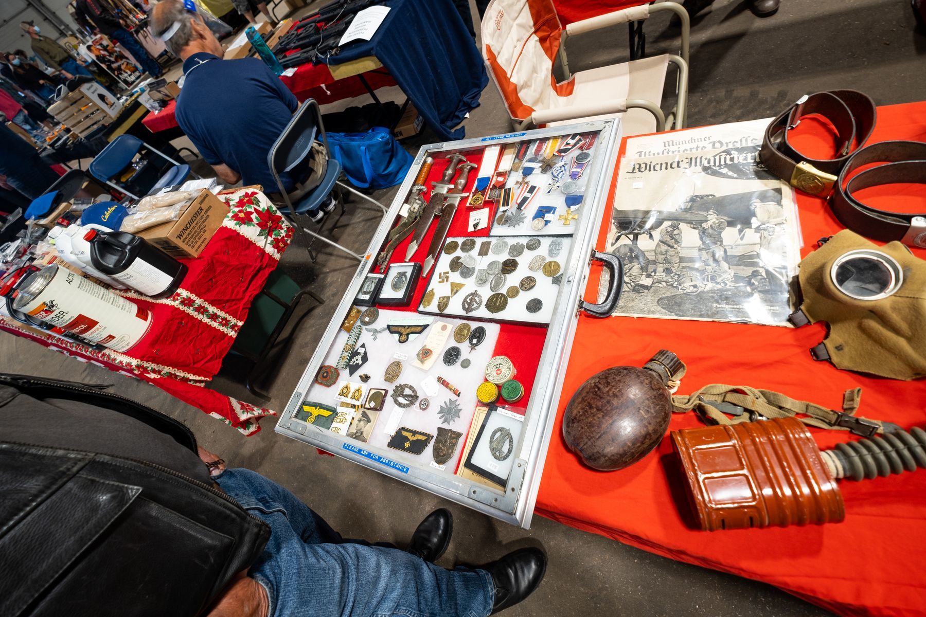 Olds Gun Flea Market - My, Exhibition, Weapon, Canada, Longpost, Swap meet