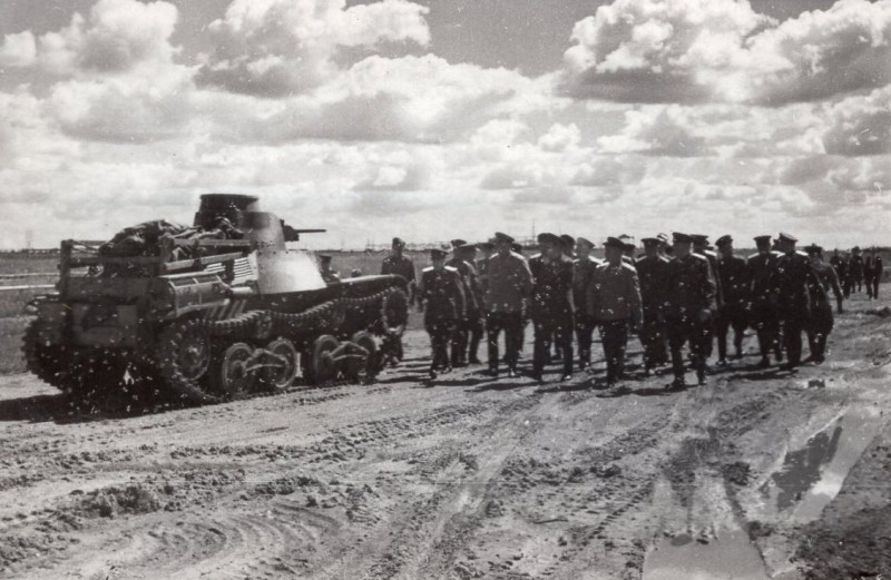 People at war. And iron. Just a photo - The Great Patriotic War, Military history, Longpost, Military equipment, Old photo