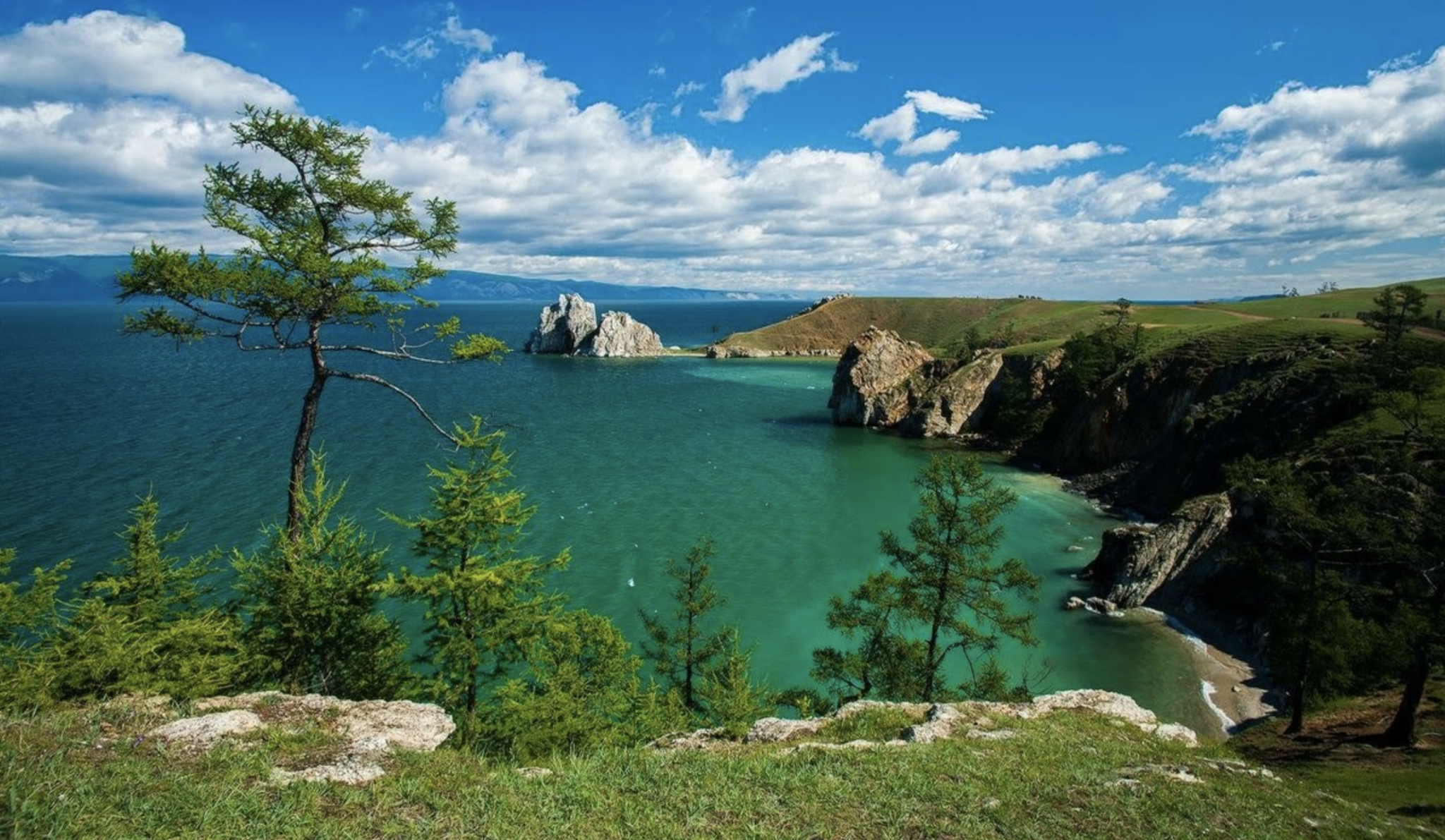 Озеро байкал отдых цены лето. Ольхон Байкал. Остров Ольхон. Иркутск остров Ольхон. Озеро Байкал остров Ольхон.