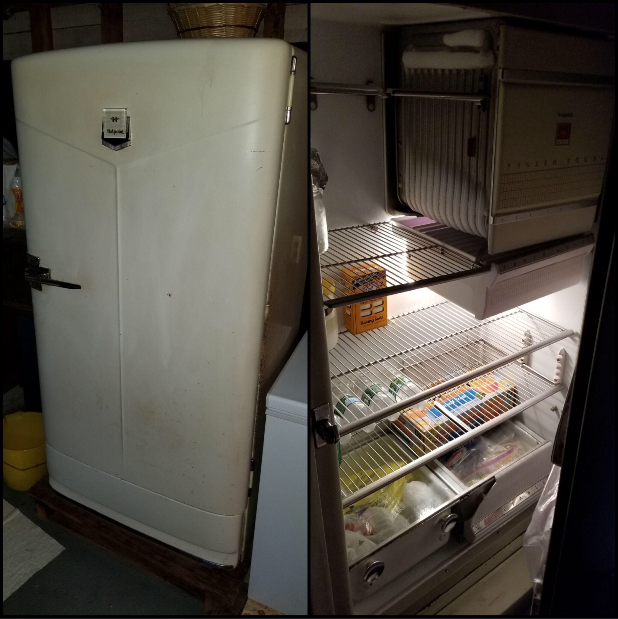 “Today I saw an old Hotpoint refrigerator from 1948 that is still fully functional.” - Refrigerator, Hotpoint-Ariston, The photo, Reddit