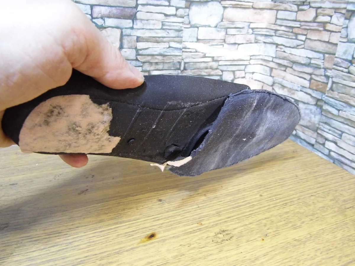 When the heel of the shoe is severely damaged - My, Shoe repair, Heels, Heels, Patch, Mat, Longpost