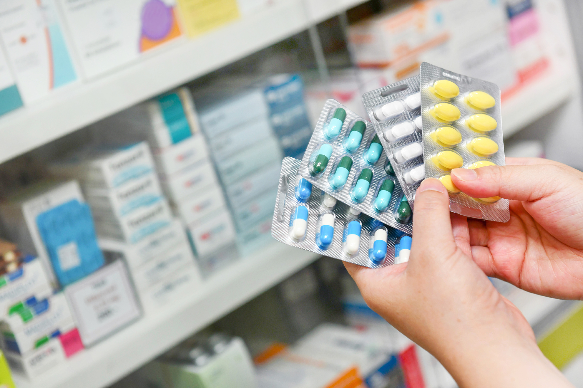 The medical unit of the Omsk Ministry of Internal Affairs is massively purchasing antiviral drugs - Tablets, Health