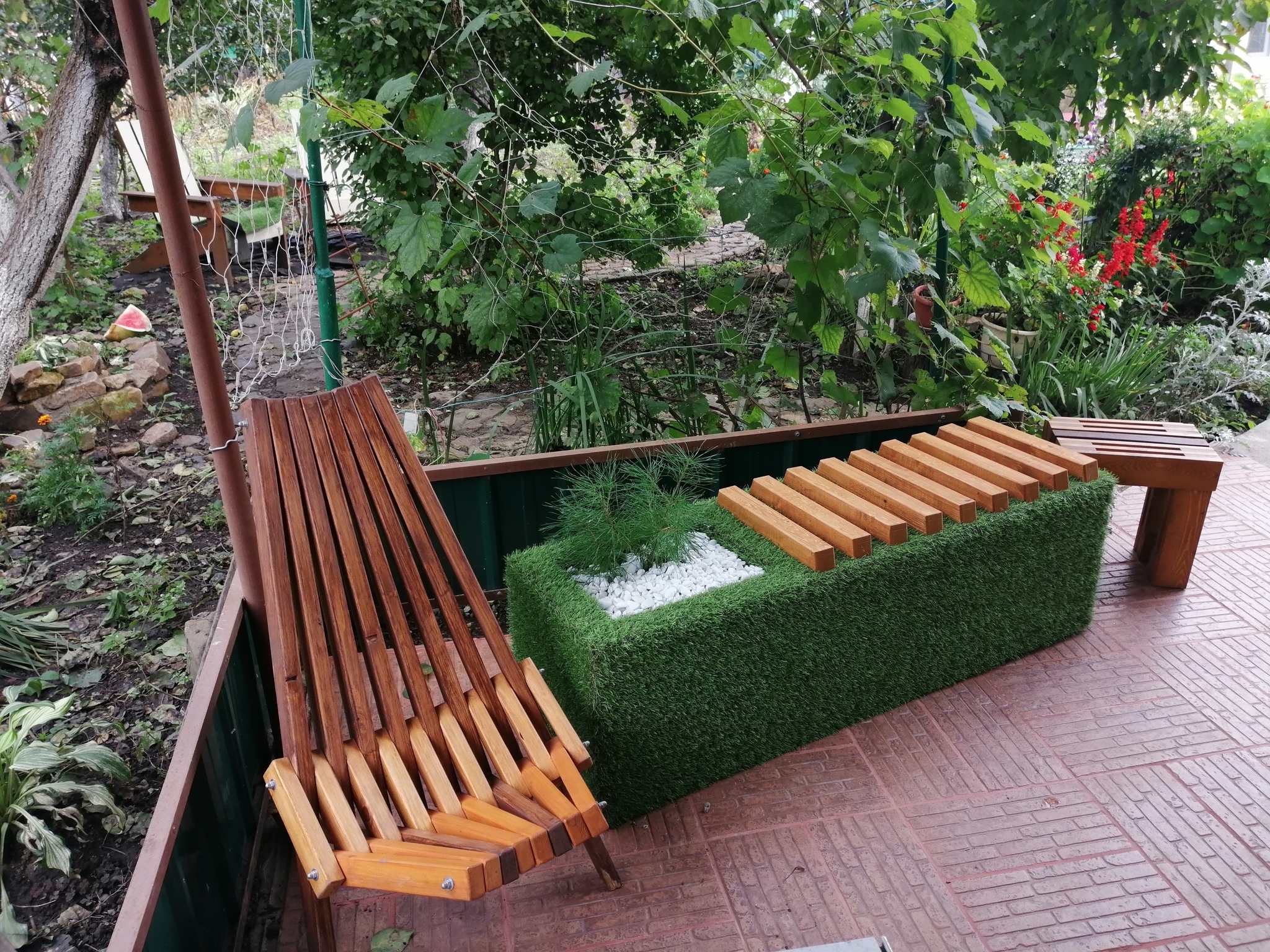 Bench with lawn and cedar - My, Friday tag is mine, Bench, Benches, Woodworking, Marble, Crafts, With your own hands, Needlework with process, Longpost