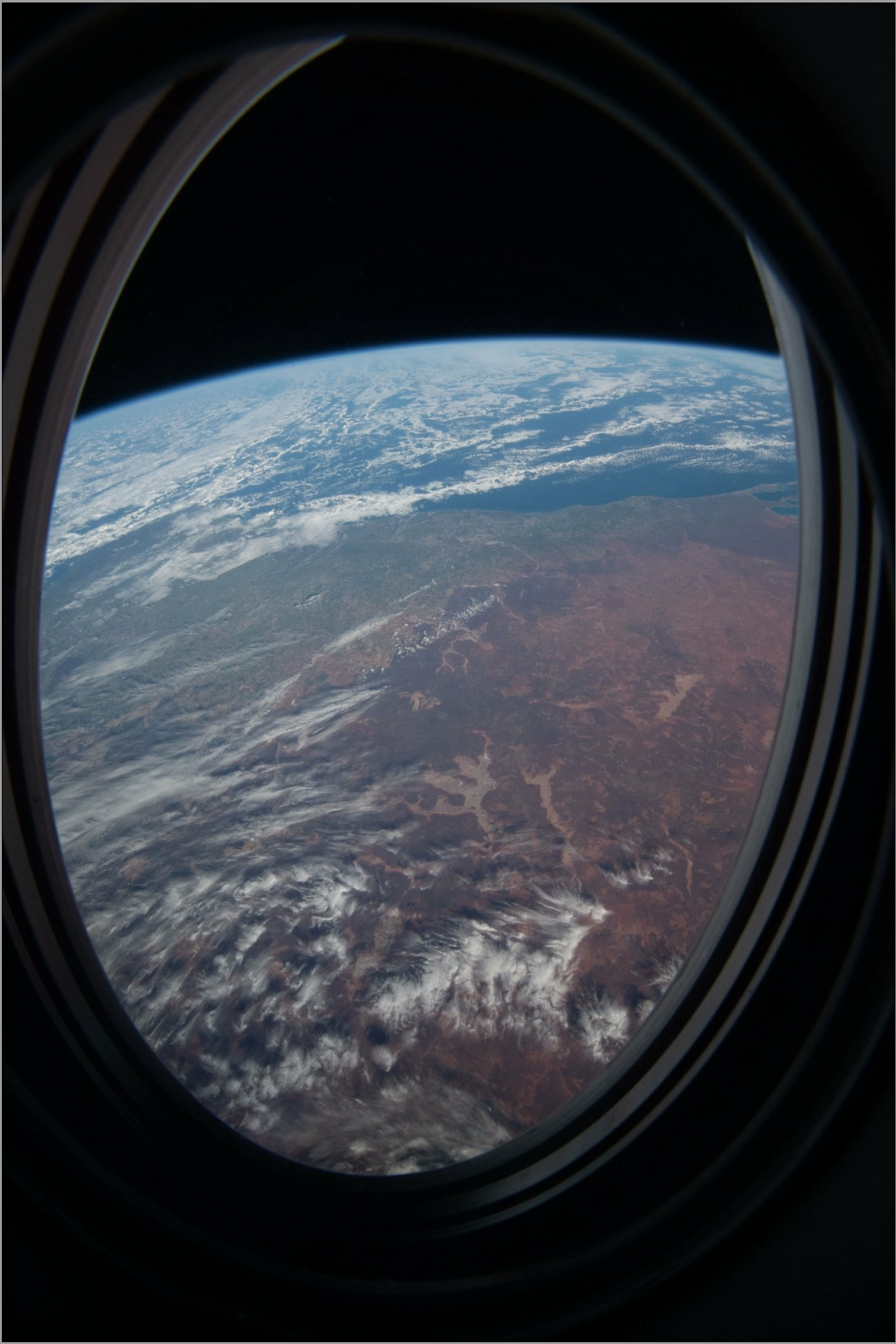 Space views from Crew Dragon during the Demo-2 mission from astronaut Bob Behnken - Spacex, Dragon 2, Spaceship, ISS, Land, Technologies, USA, Space, Cosmonautics, Astronaut, Longpost