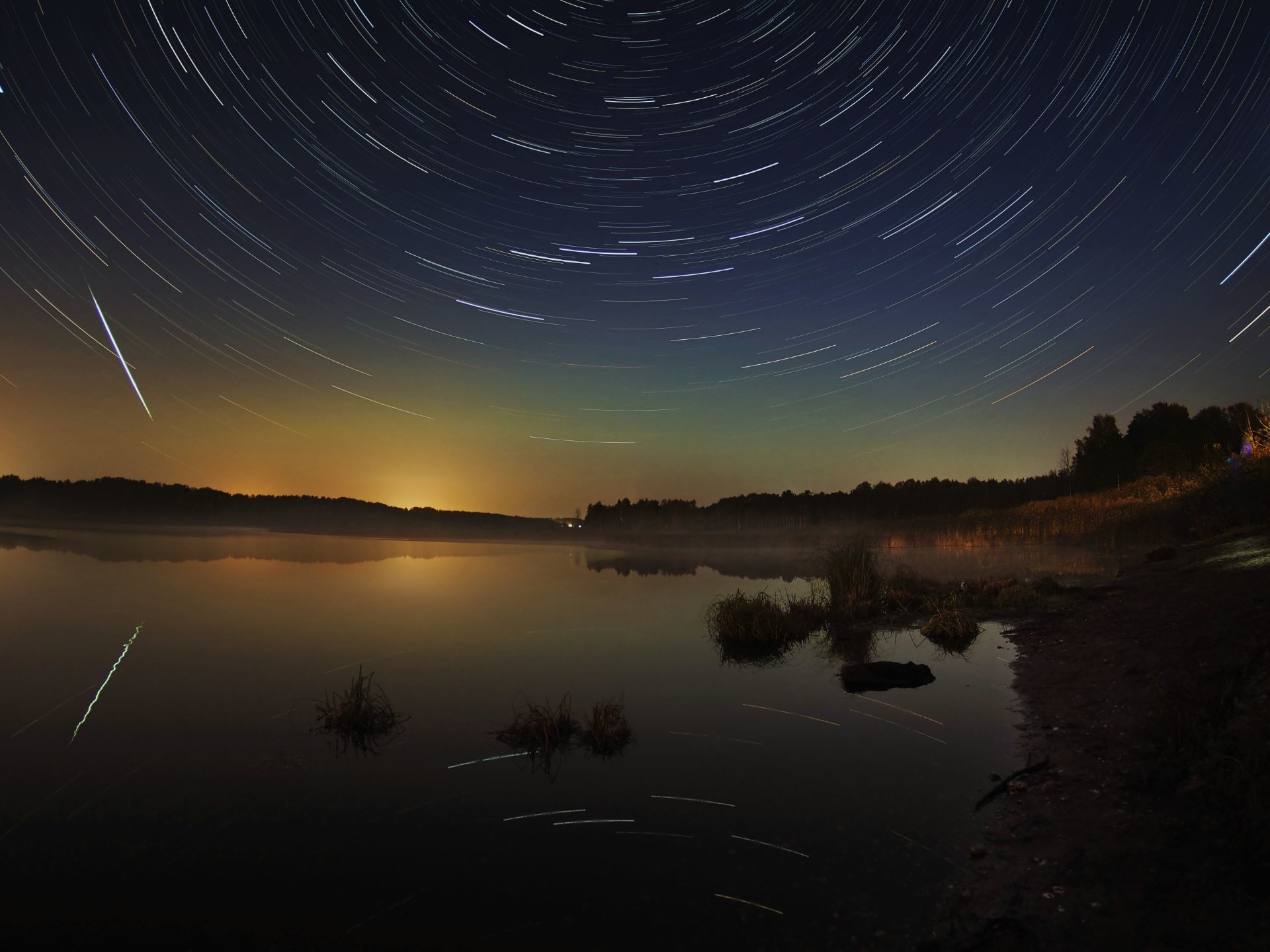 Meteor and aurora reflection - My, The photo, Long exposure, Meteor, Landscape, Leningrad region, Stars