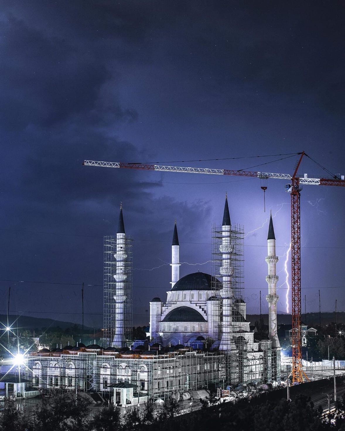 Crimea. Simferopol. Cathedral Mosque. September 29, 2020 - Mosque, Thunderstorm, Lightning, Longpost, Simferopol, Crimea, Tap, Tower crane, The photo