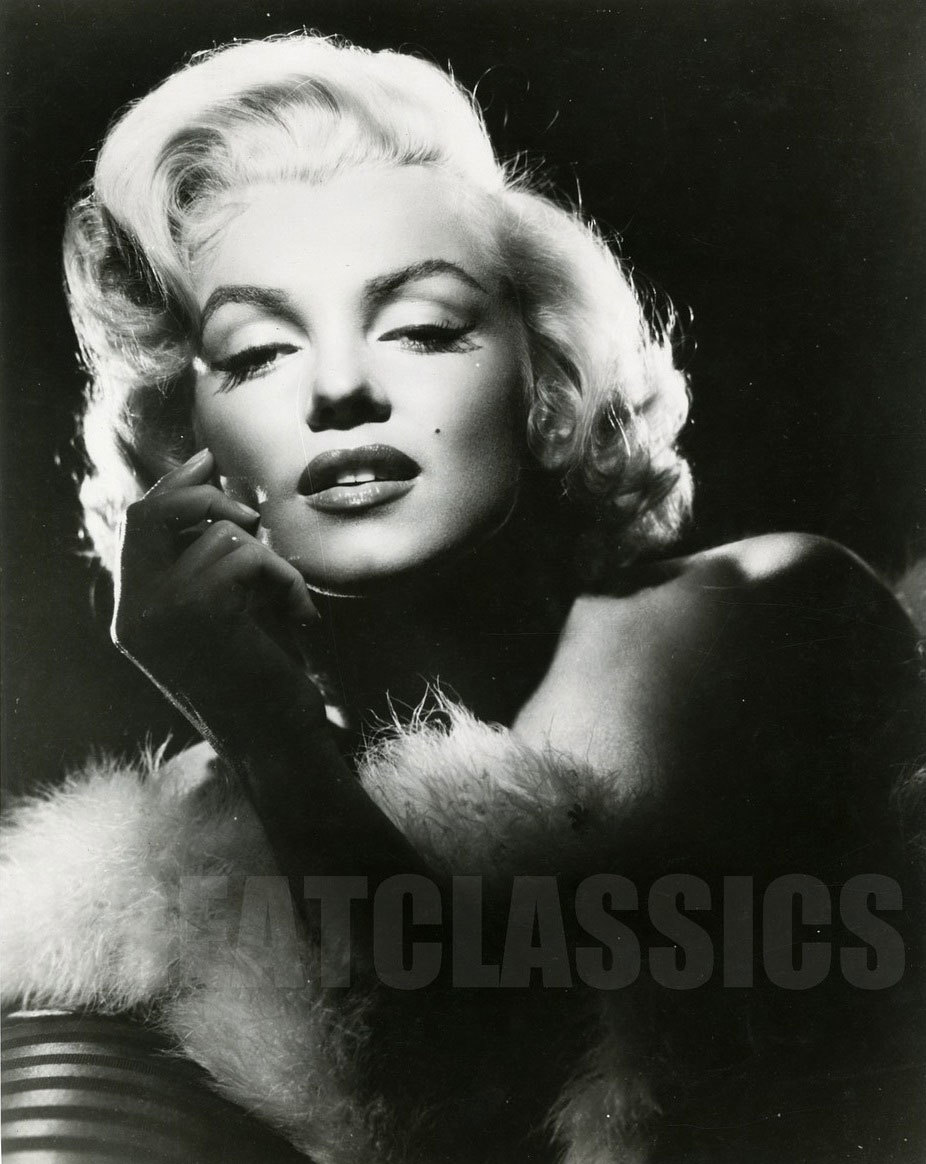 Photographer Frank Povolny (XIV) “Magnificent Marilyn” series - episode 242 - Cycle, Gorgeous, Marilyn Monroe, Beautiful girl, Actors and actresses, Celebrities, Blonde, Longpost, Black and white photo, 1953, 50th, 20th century, The photo