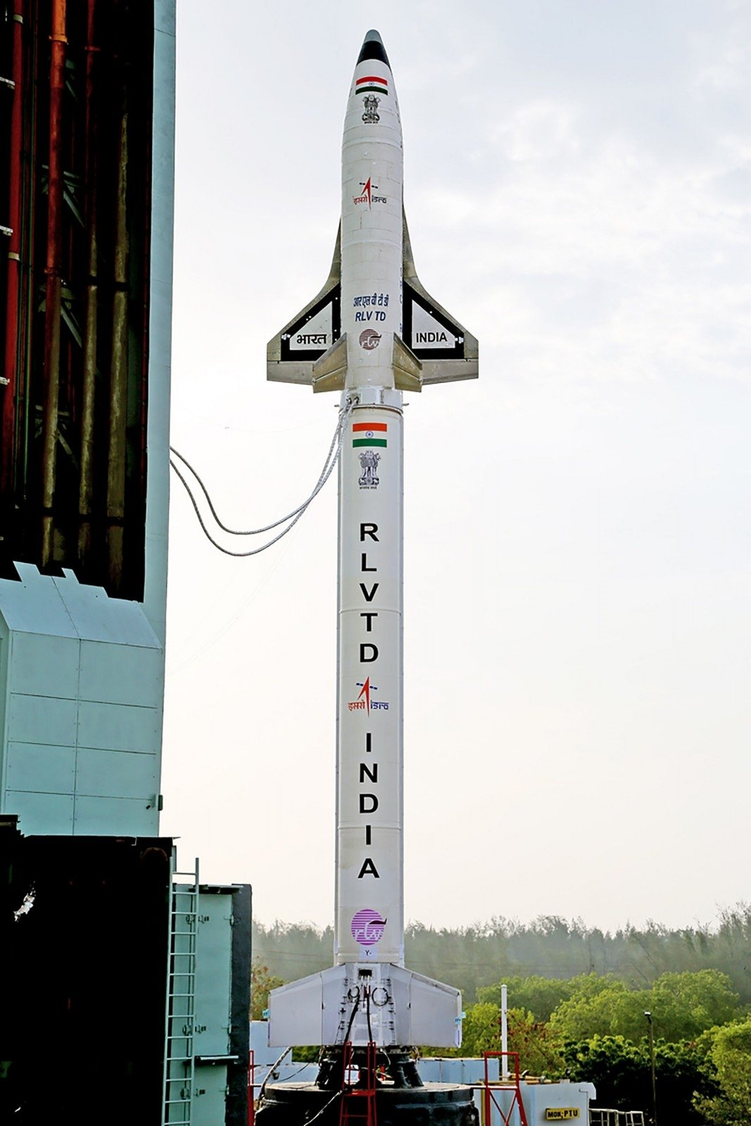 India is preparing to test its first reusable space shuttle RLV-TD - India, Isro, Cosmonautics, Space, Booster Rocket, Spaceplane, Technologies, Longpost