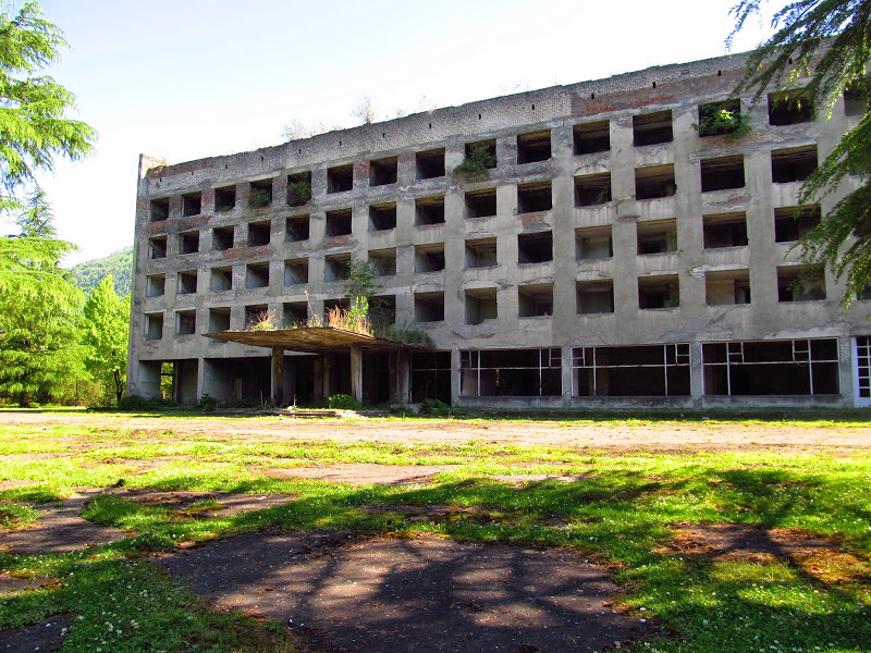 Ghost town of Tkvarcheli - Tkvarcheli, Abandoned, Urbanfact, Abkhazia, Video, Longpost