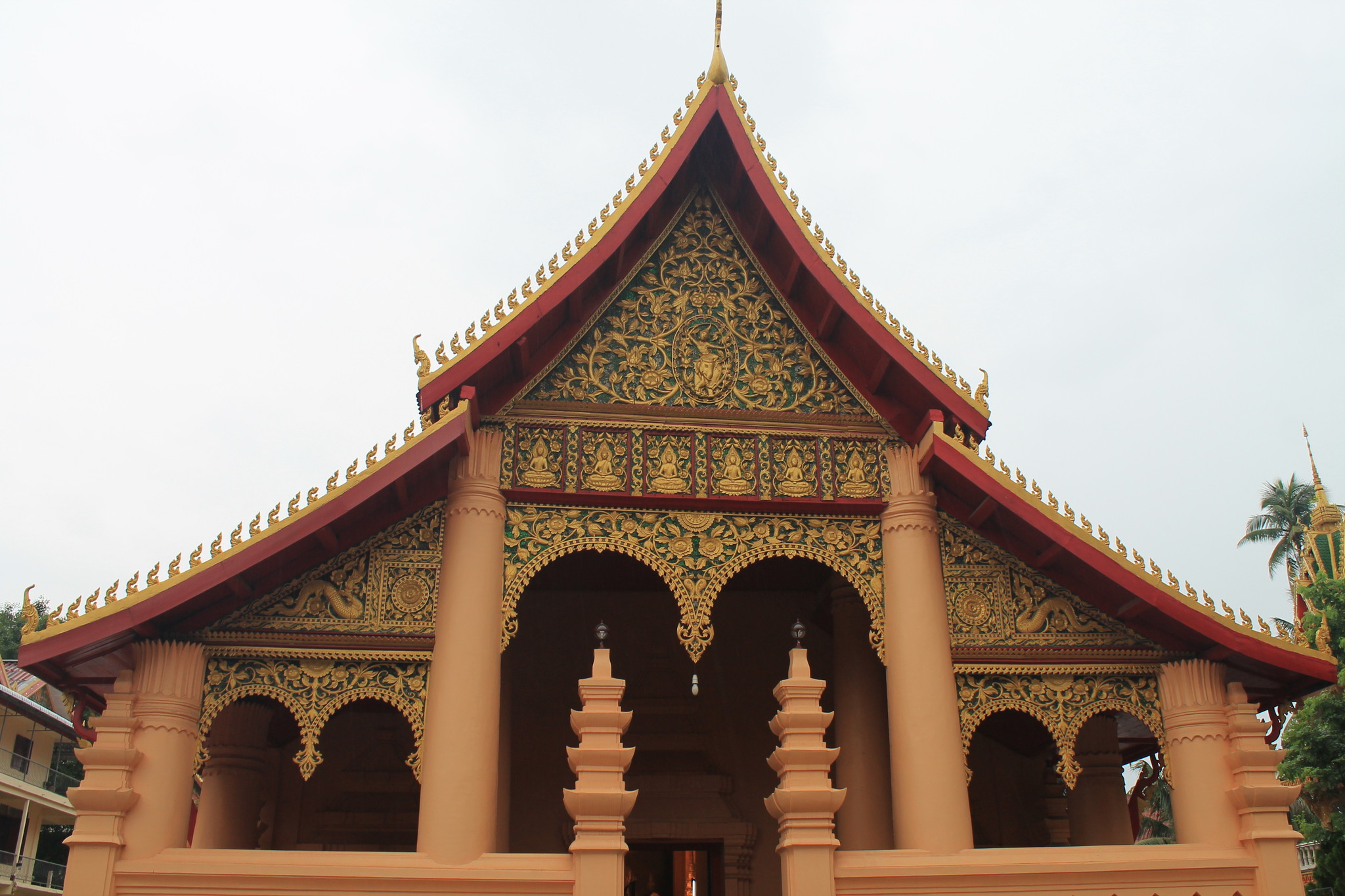 Vientiane is a city of legends and ancient temples. That Dam Stupa. Simuang Temple and temples on Settathirata Avenue - My, Vientiane, Temple, Asia, Travels, Longpost