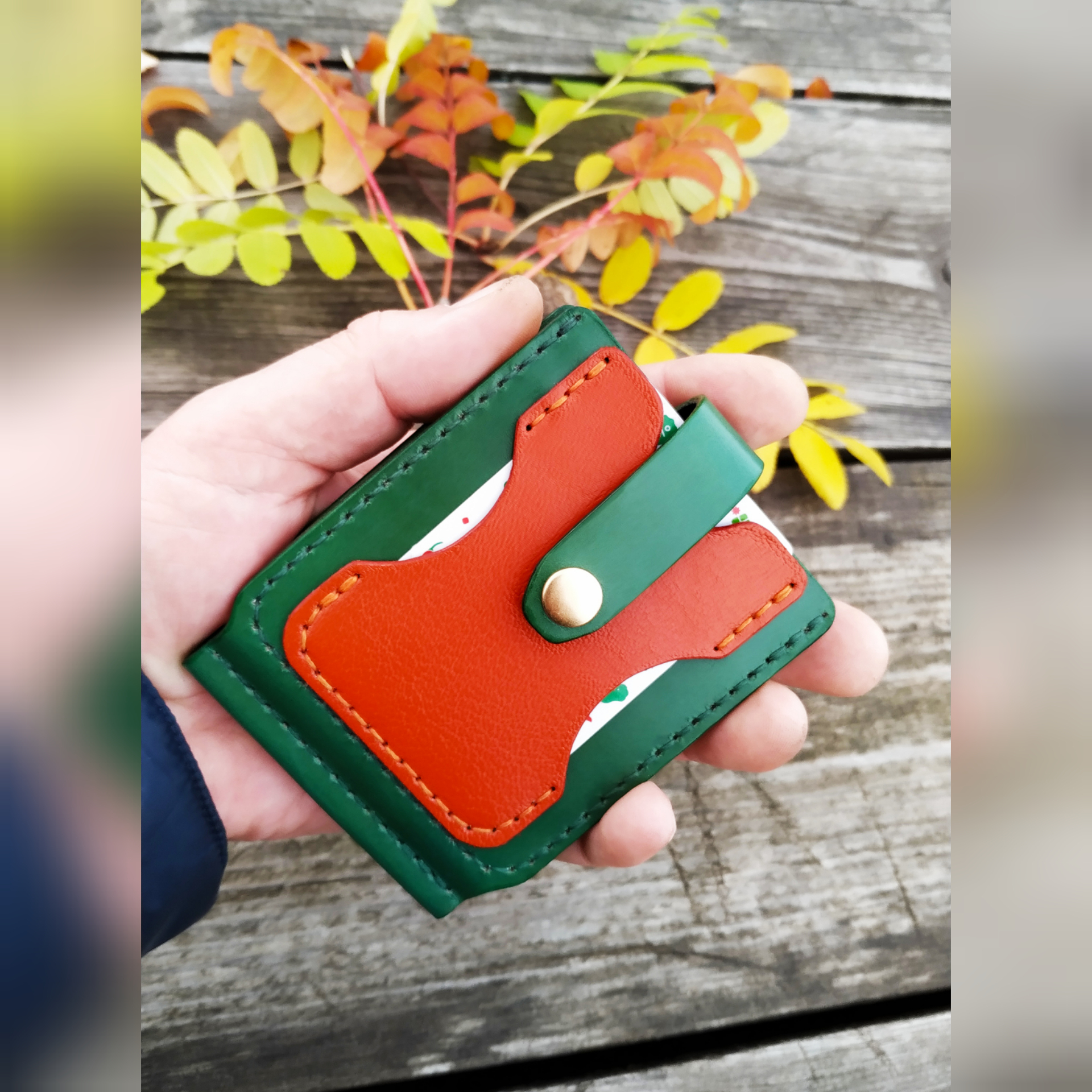 Money clip in the colors of the Irish holiday of St. Patrick - My, Natural leather, Needlework without process, Leather craft, Leather products, Wallet, Money clip, Longpost