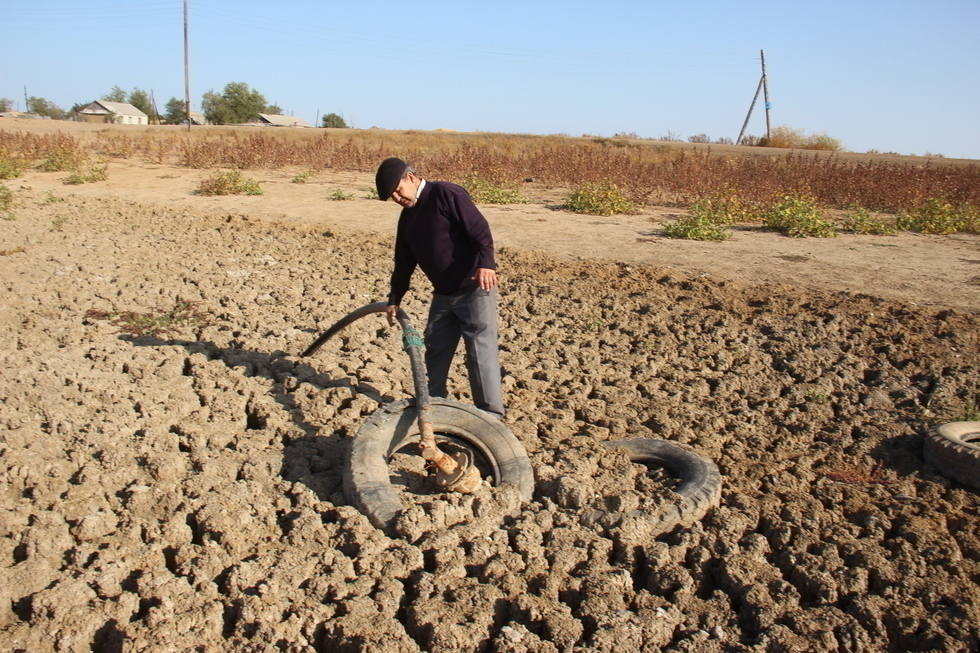 “They even feel sorry for the bullets on us - it’s easier to kill us”: how a Saratov village survives after the mysterious disappearance of water pipes - Russia, Saratov region, Officials, People, Water, Hopelessness, Longpost