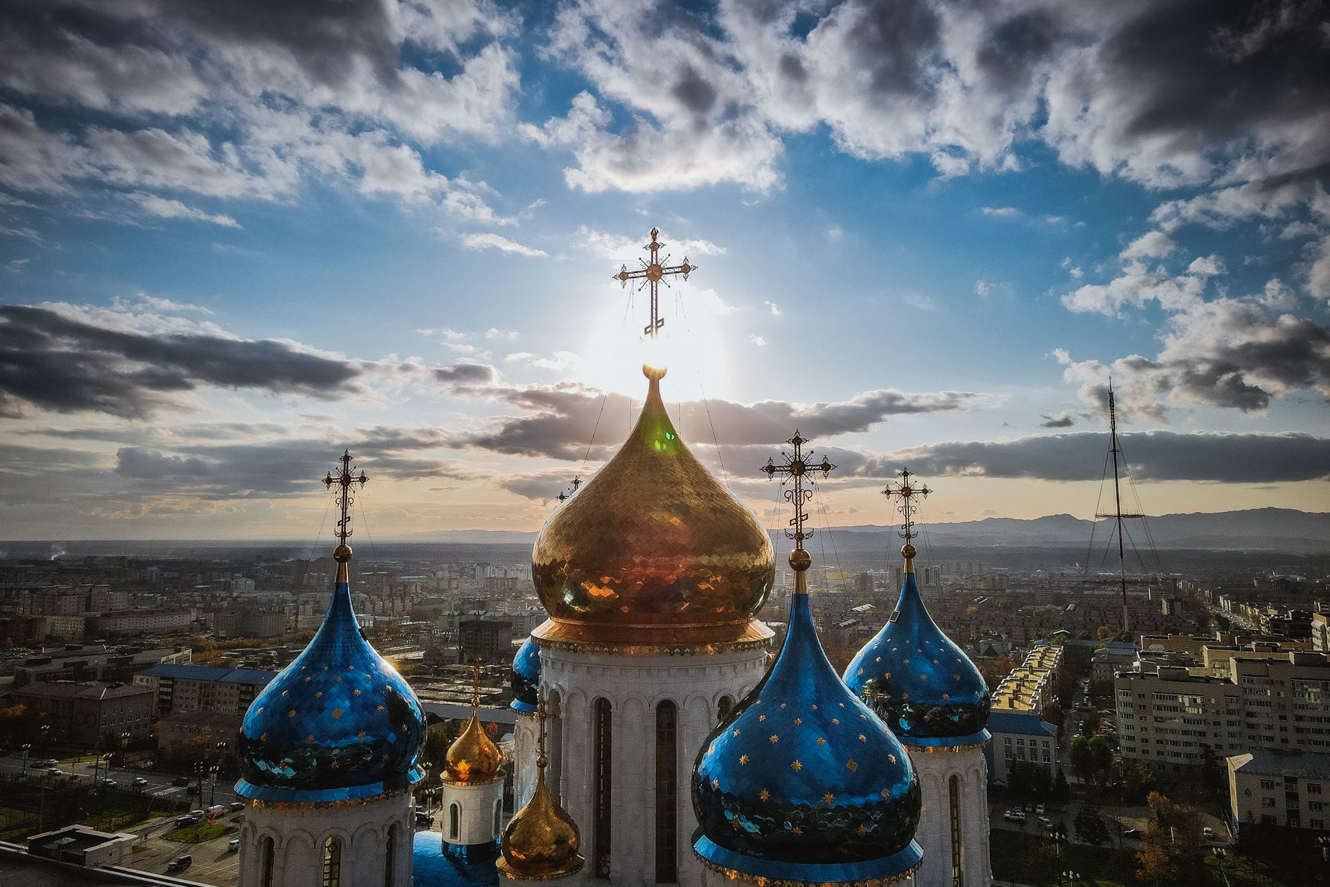 Southern in the sunset - My, Town, Drone, Yuzhno-Sakhalinsk, Sunset, Landscape, Longpost, Quadcopter