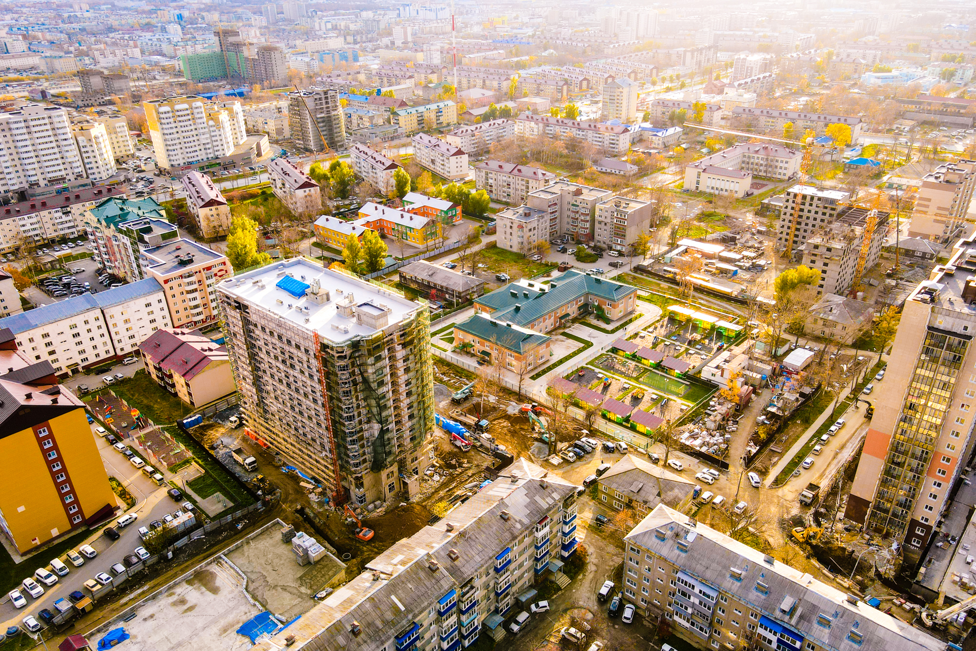 Southern in the sunset - My, Town, Drone, Yuzhno-Sakhalinsk, Sunset, Landscape, Longpost, Quadcopter