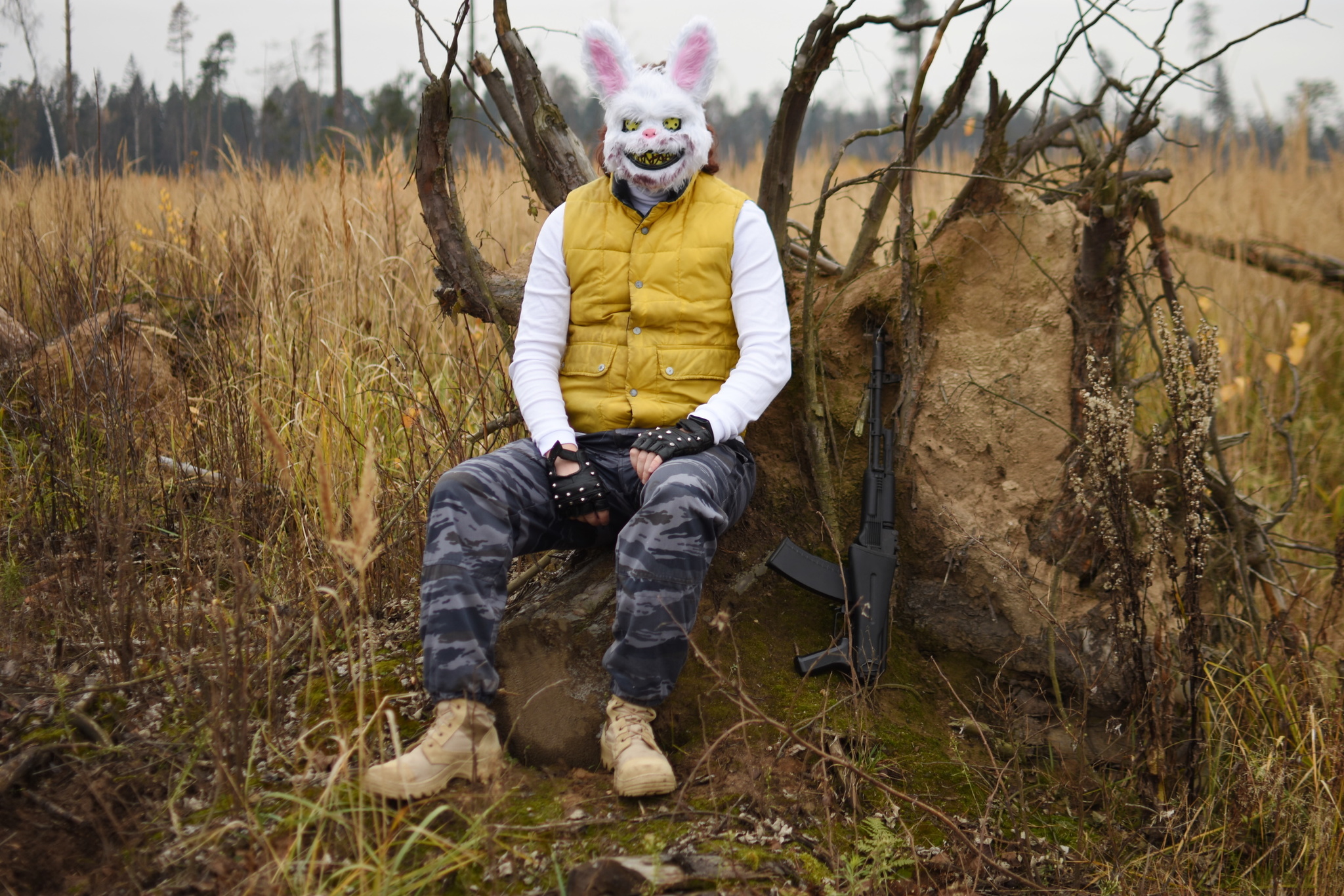 When walking around Losiny Island, beware of hares! - My, Halloween Contest, The photo, Halloween, Hare, Longpost, Halloween costume