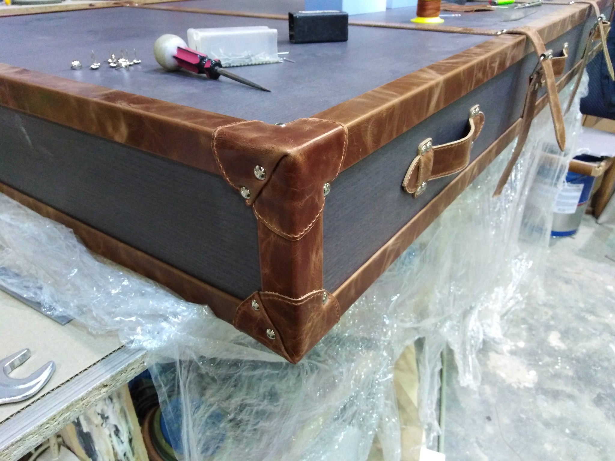 Table-suitcase for magazines - My, Needlework with process, Leather, Suitcase, Table, Longpost