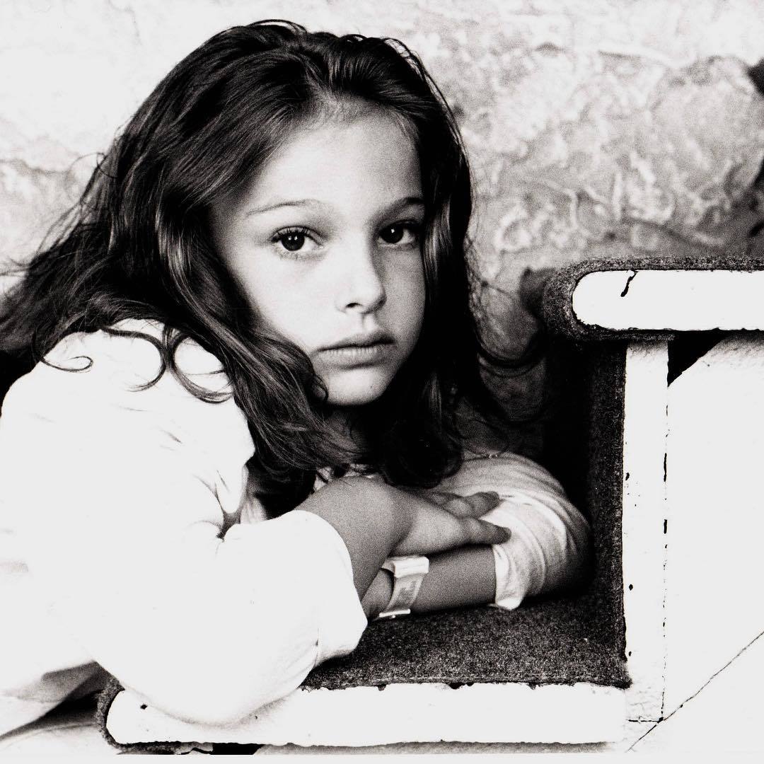 Little Natasha Herschlag, now known as Natalie Portman - Natalie Portman, The photo, Old photo, Black and white photo, Actors and actresses, Longpost