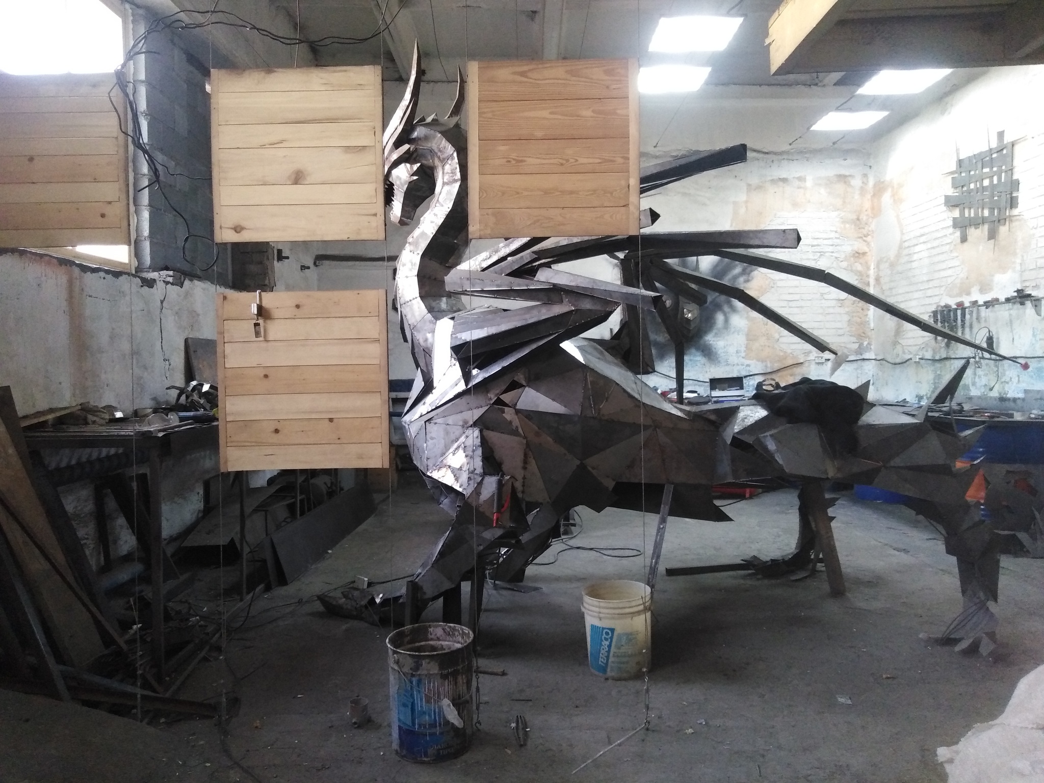 Meanwhile, my steel dragon stands on its own fours without a support line - Welding, With your own hands, Handmade, The Dragon, Video, Longpost