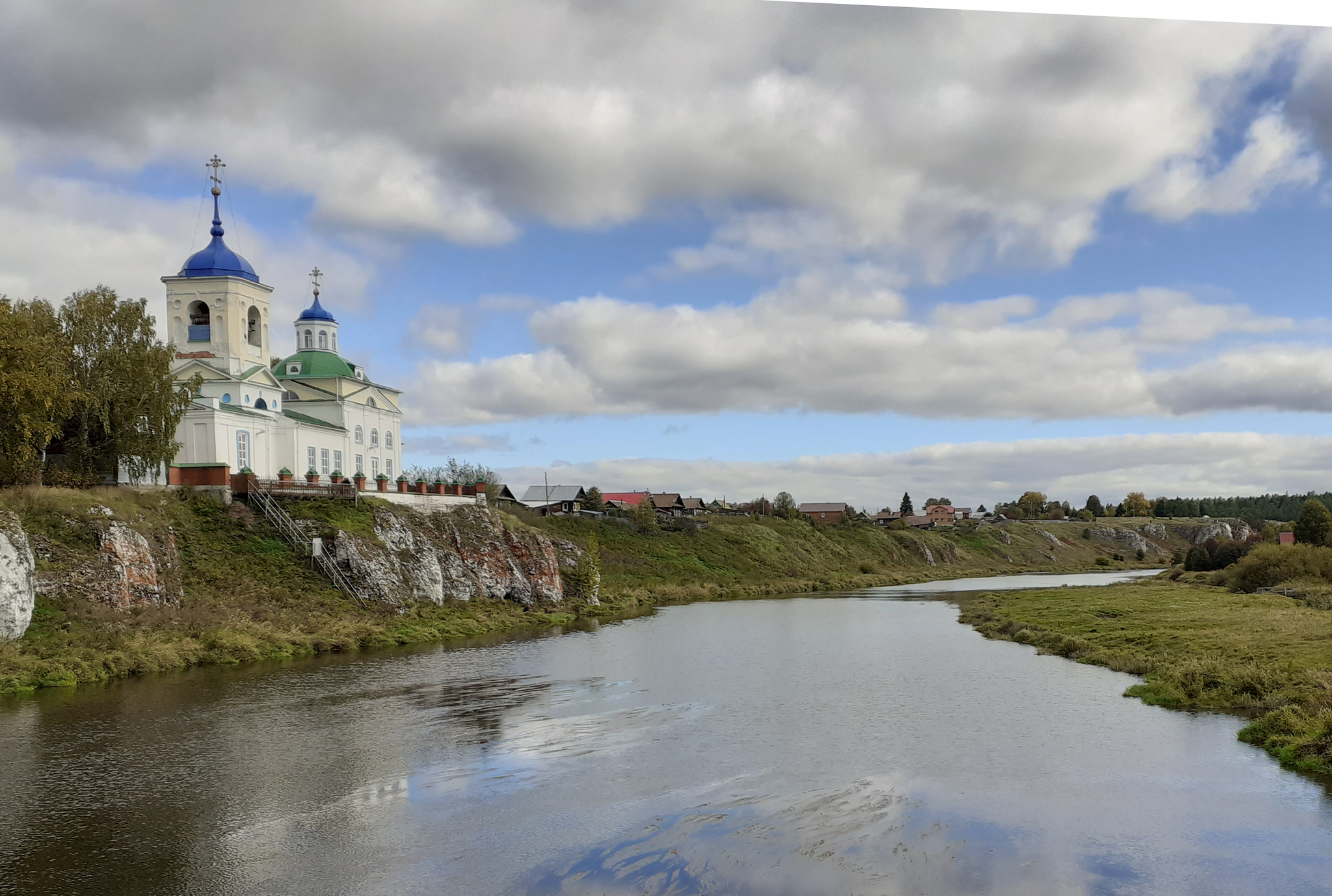 Село Слобода и его окрестности на реке Чусовая | Пикабу