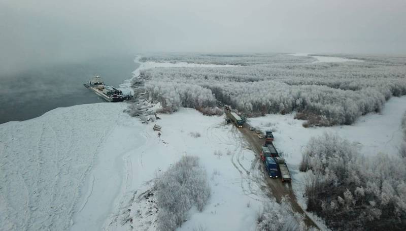 Last ferry! - Yakutia, Crossing, Yakutsk, Bridge, Video, Longpost, Winter road